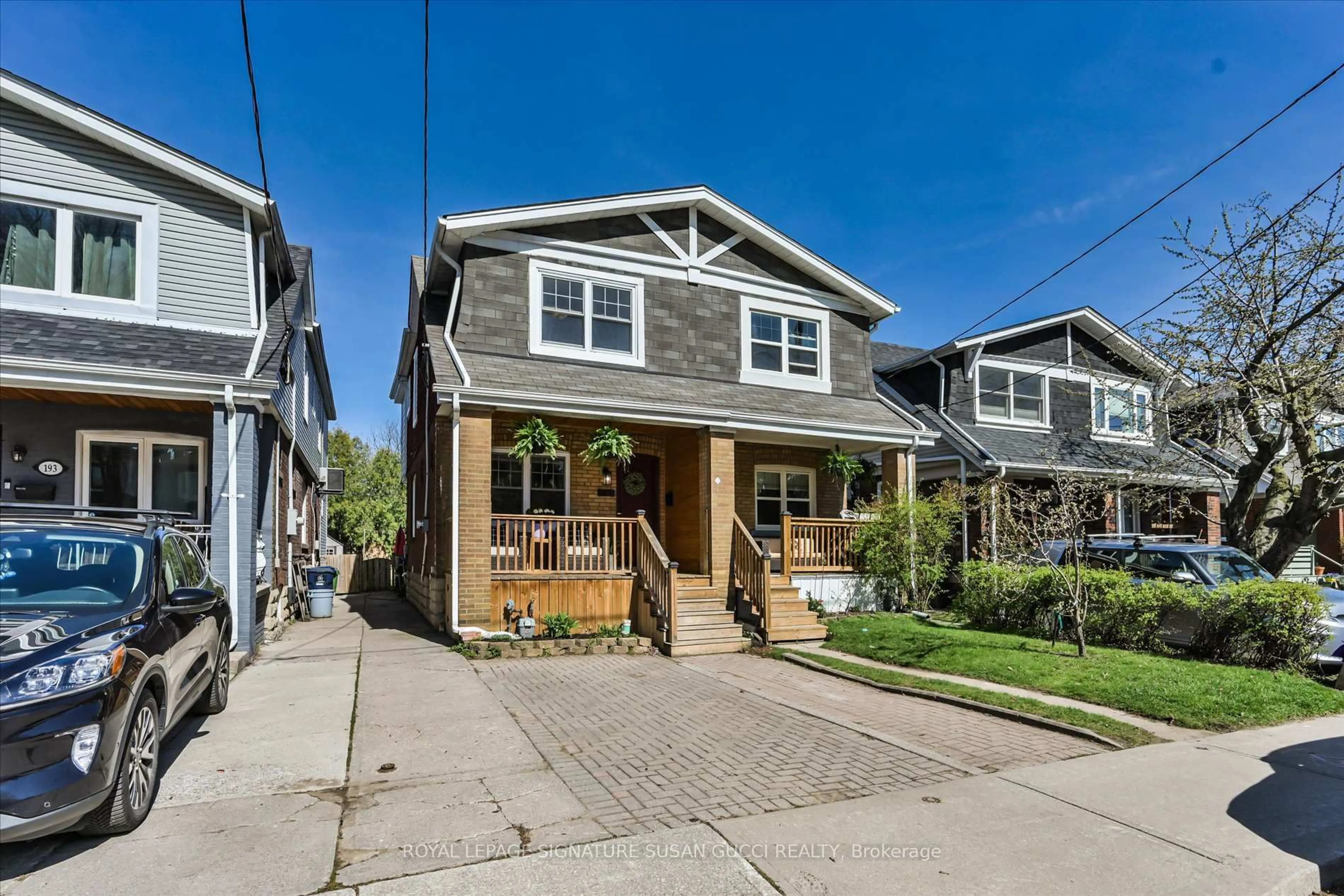 Home with vinyl exterior material, street for 191 Woodycrest Ave, Toronto Ontario M4J 3C2