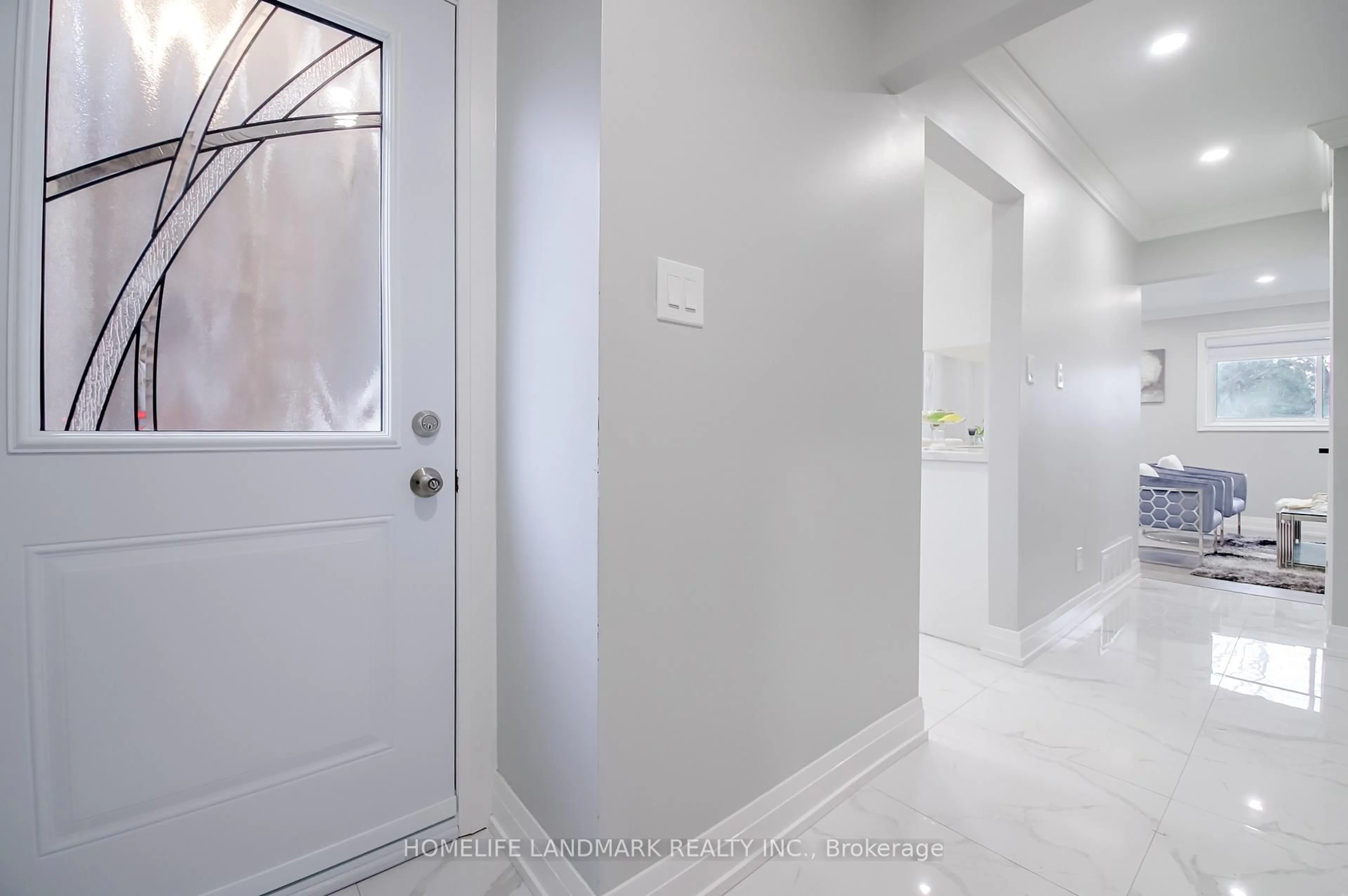 Indoor entryway for 4-50 Silverbell Grve, Toronto Ontario M1B 2L7