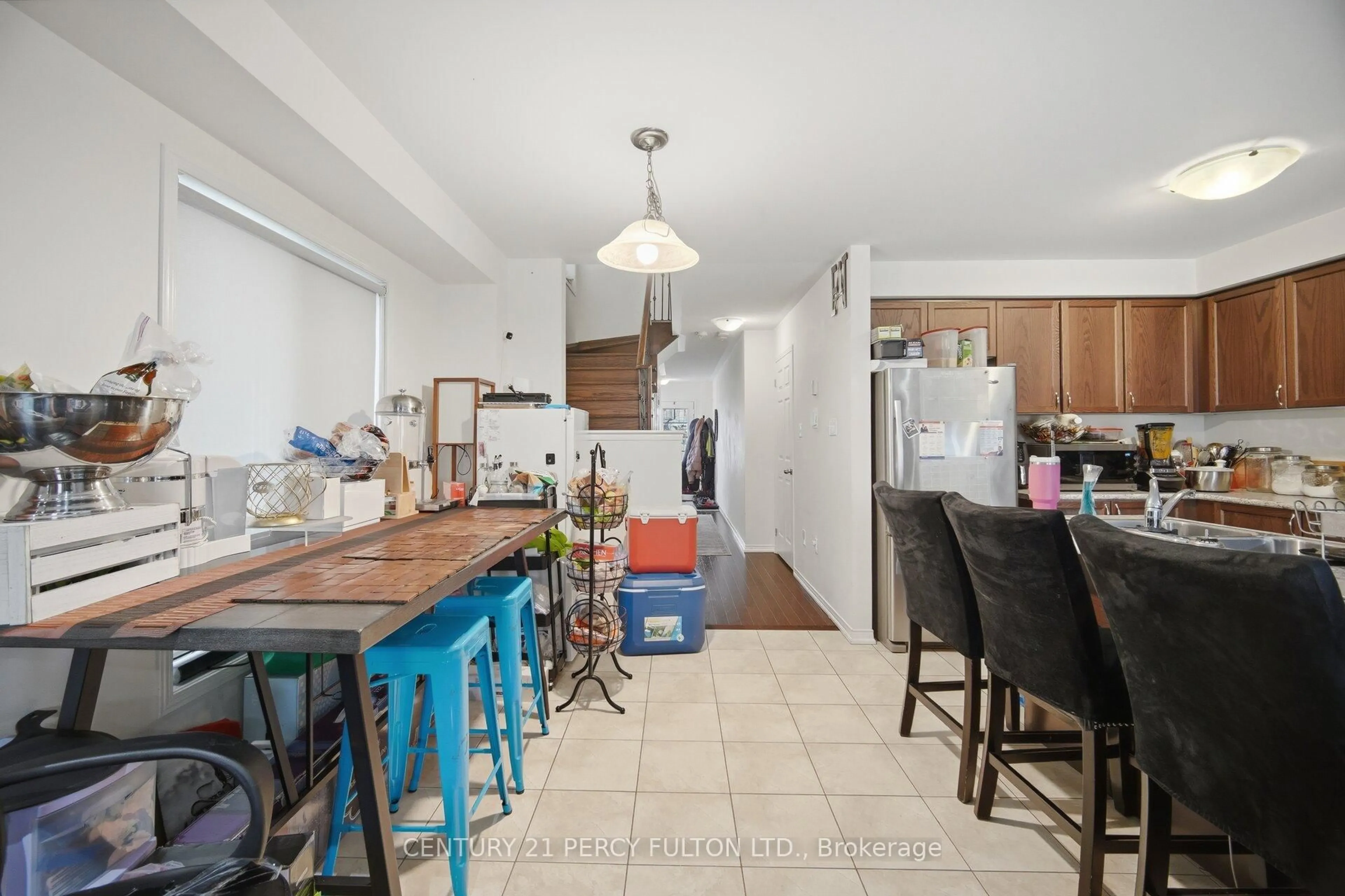 Open concept kitchen, unknown for 191 Lady Angela Ave, Oshawa Ontario L1H 7K4