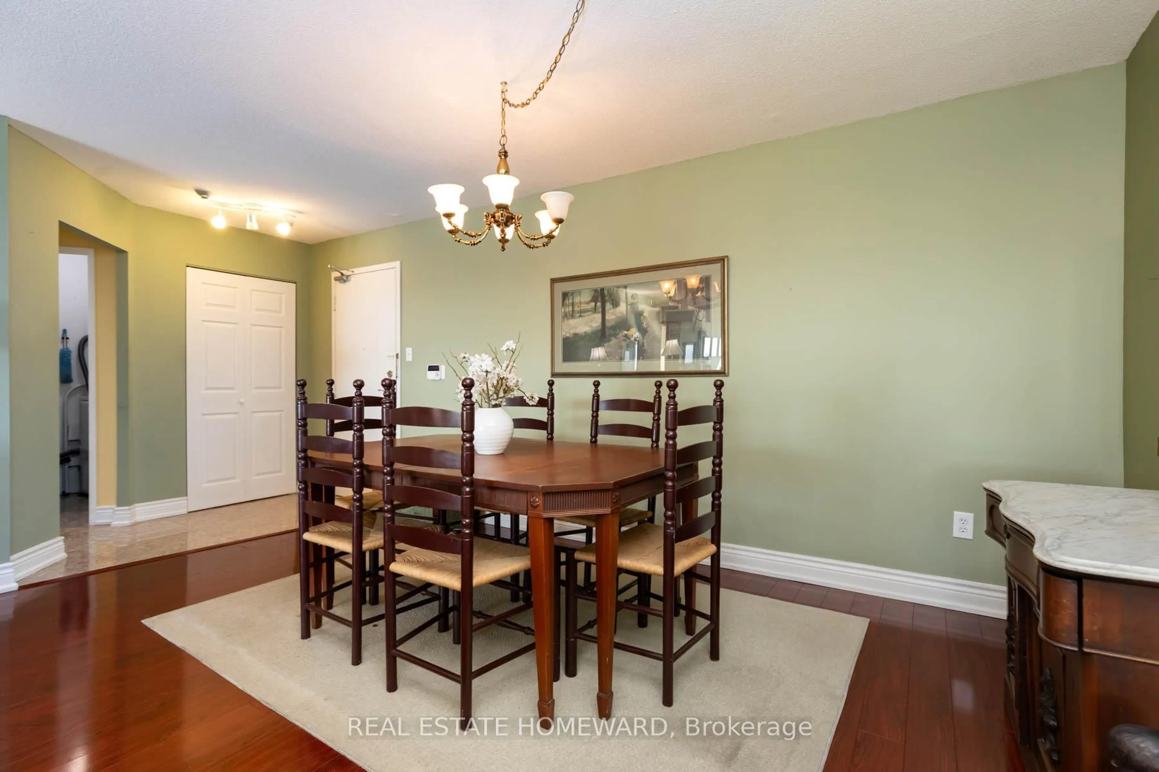 Dining room, wood/laminate floor for 1 Greystone Walk Dr #PH 79, Toronto Ontario M1K 5J3