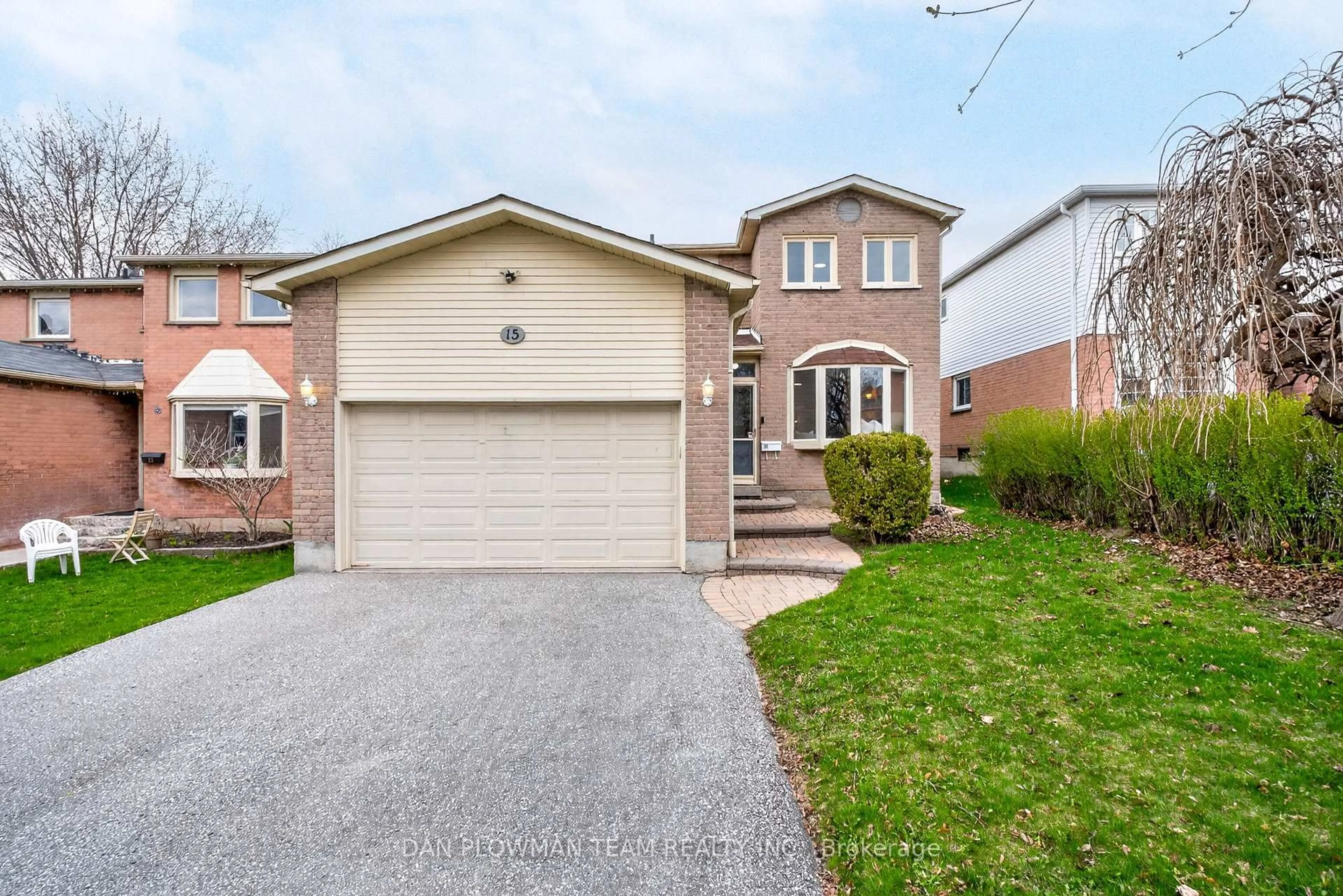 Home with brick exterior material, street for 15 Gardiner Dr, Ajax Ontario L1S 5Z1