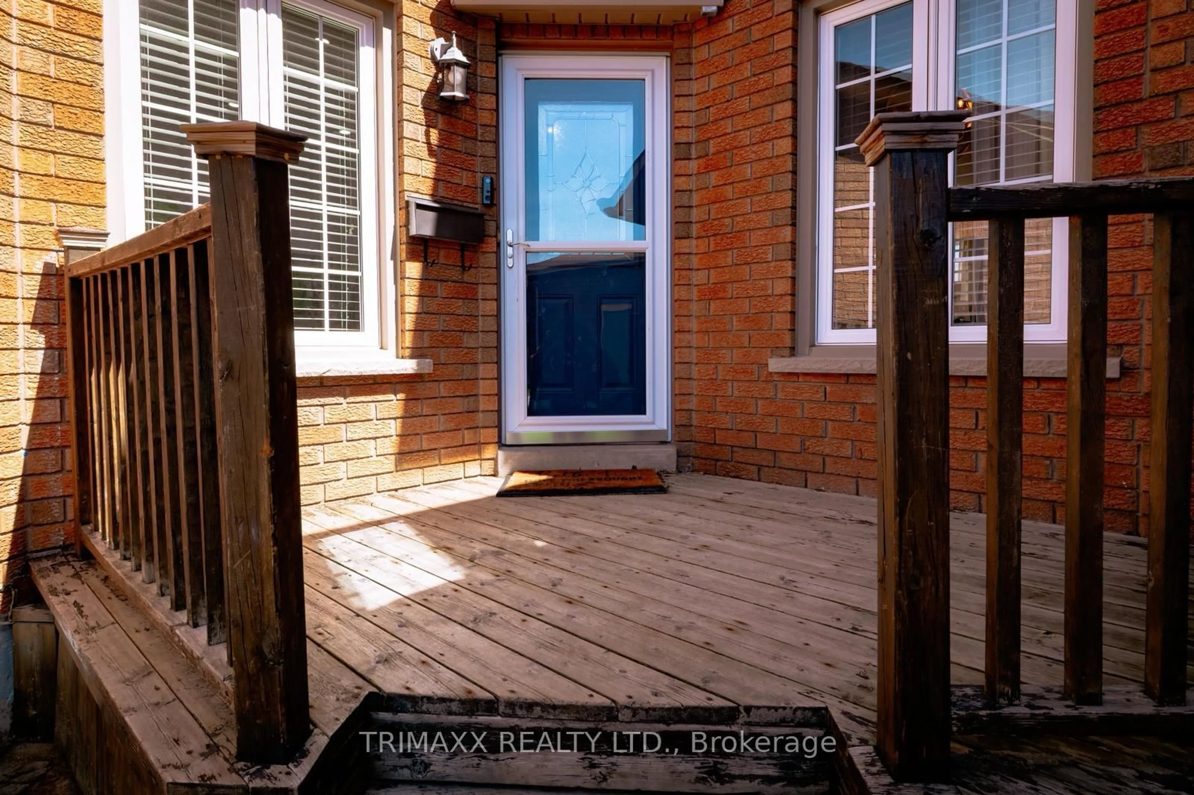 Unknown for 92 Hartrick Pl, Whitby Ontario L1R 2C3