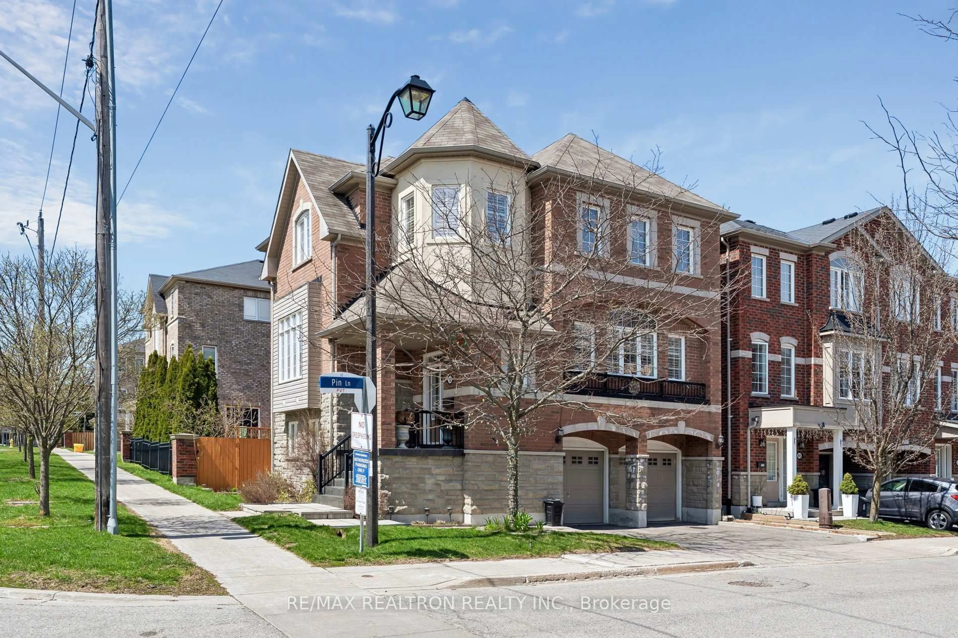 Home with brick exterior material, street for 12 Dale Ave, Toronto Ontario M1J 3J5