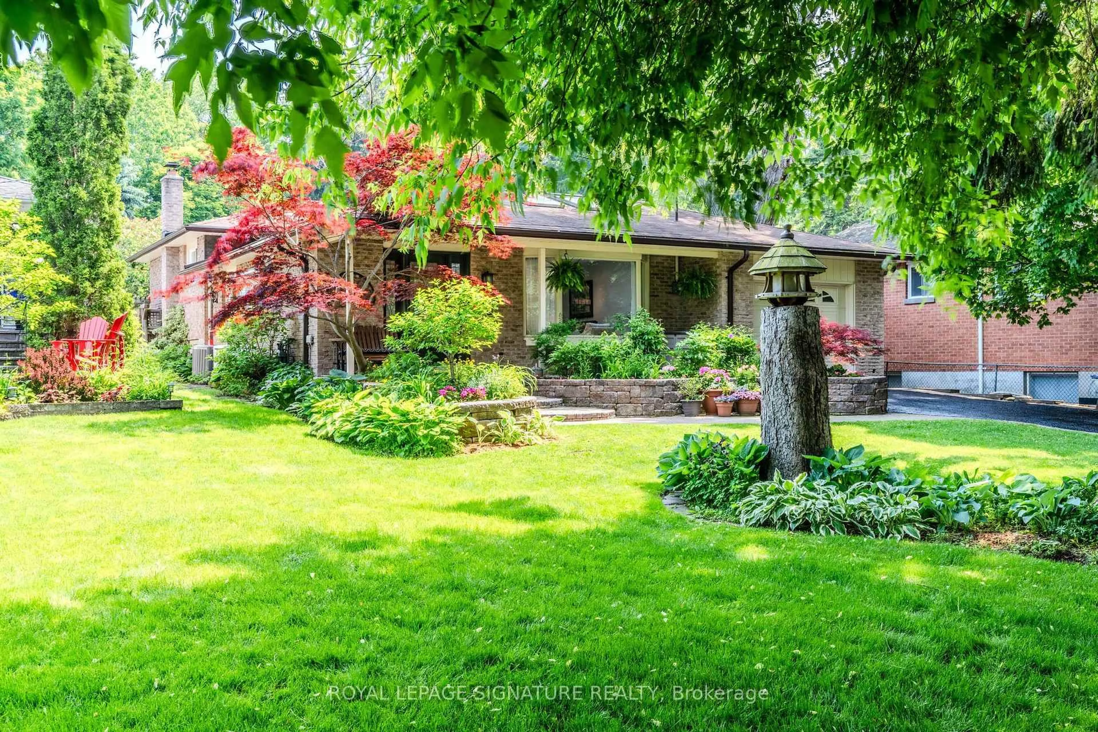 Unknown for 1425 Old Forest Rd, Pickering Ontario L1V 1N8