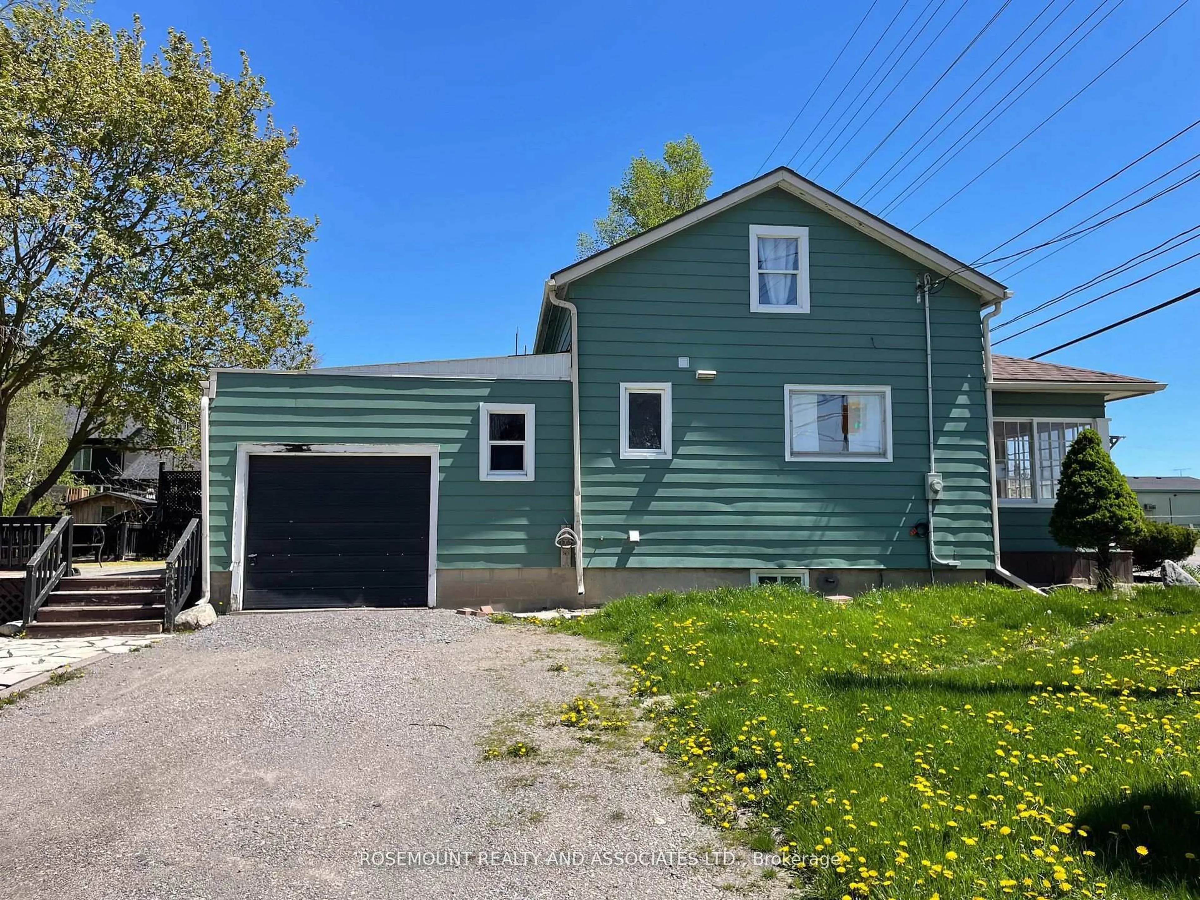 Unknown for 86 Winchester Rd, Whitby Ontario L1M 1B4