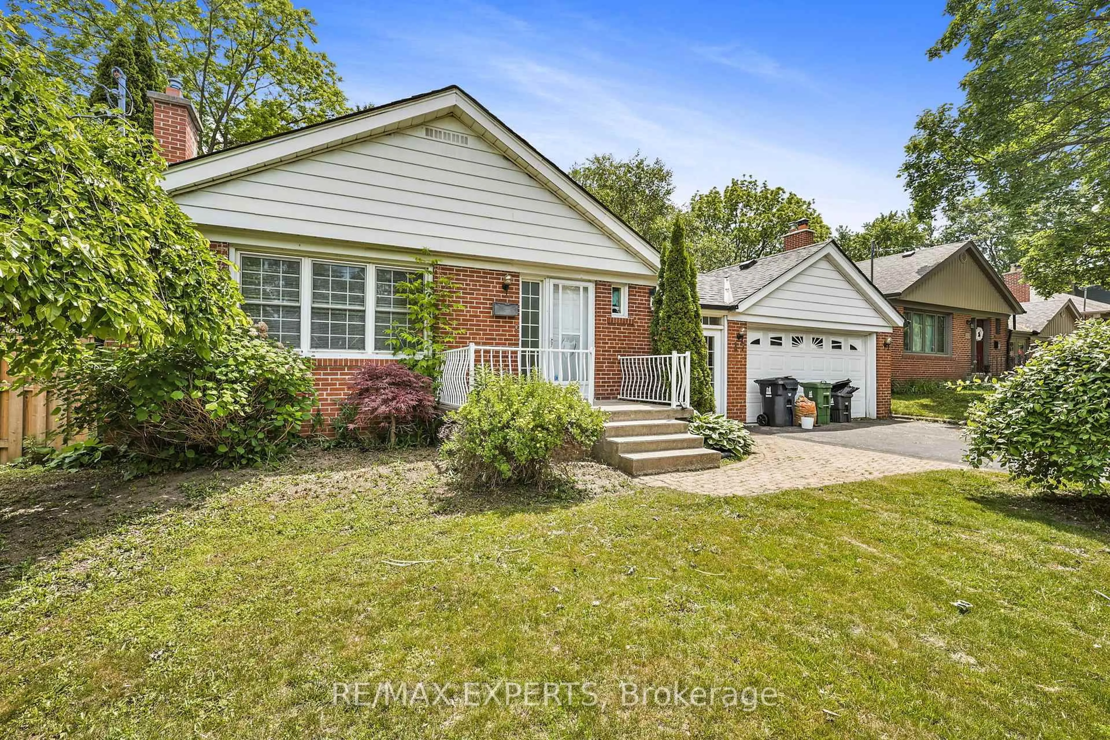 Home with brick exterior material, street for 17 Brinloor Blvd, Toronto Ontario M1M 1L3