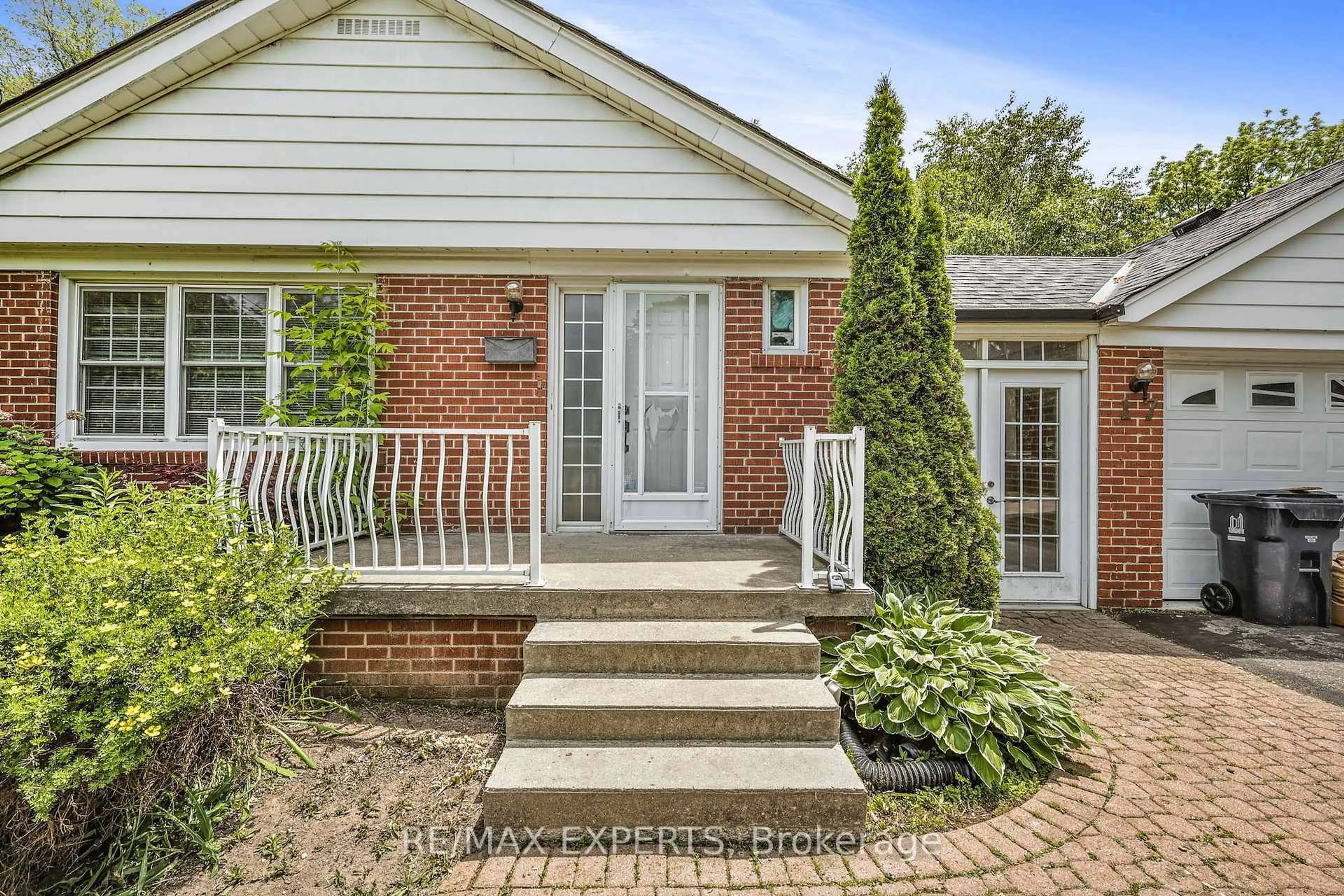 Home with brick exterior material, street for 17 Brinloor Blvd, Toronto Ontario M1M 1L3