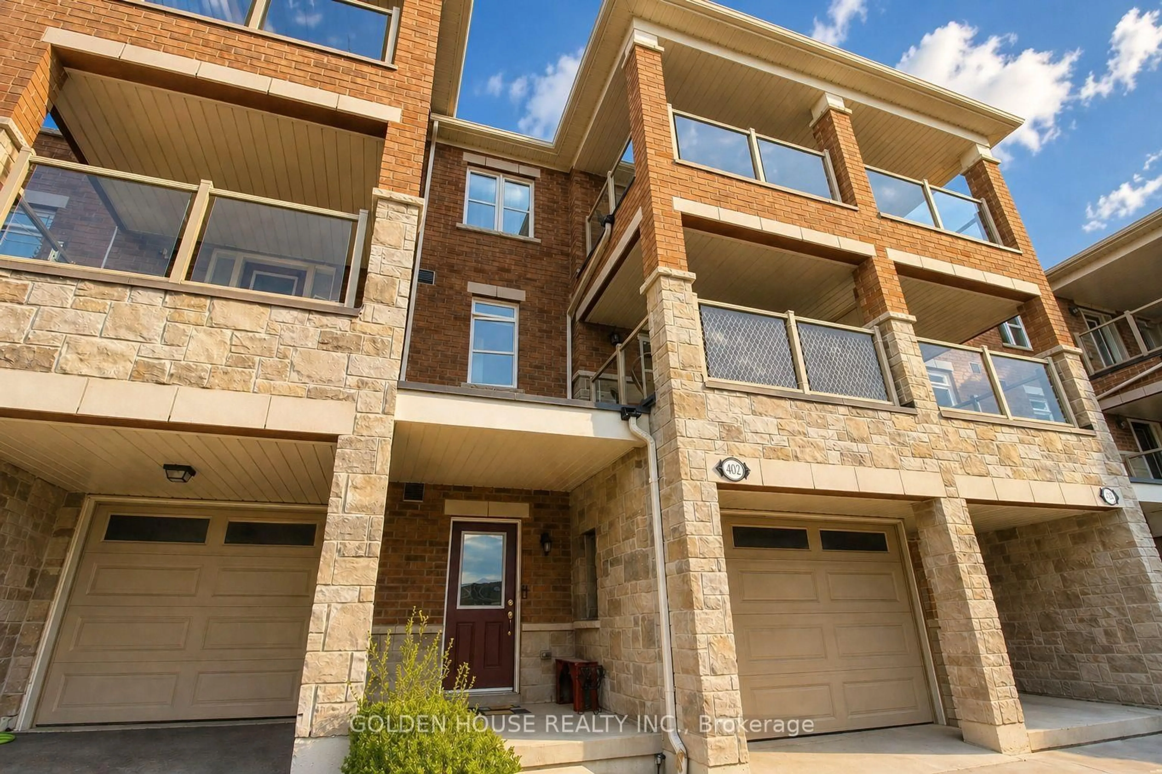 Home with brick exterior material, street for 2540 William Jackson Dr #402, Pickering Ontario L1X 0E4