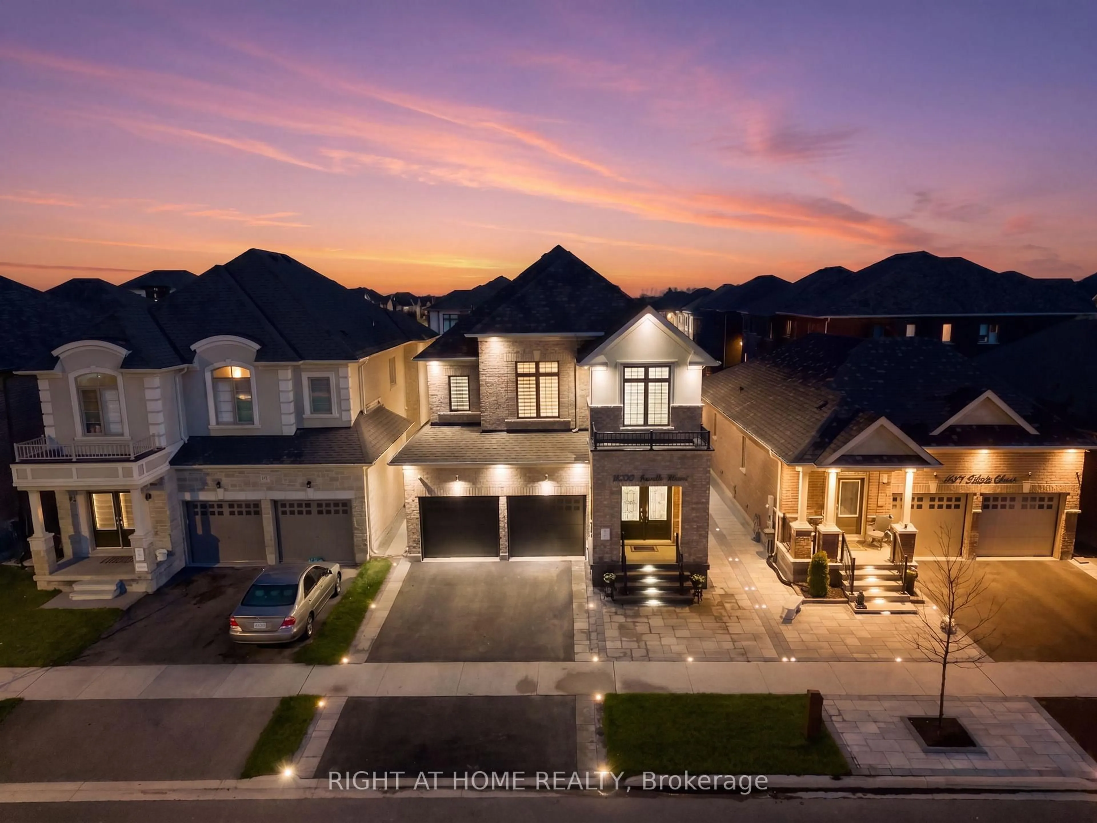 A pic from outside/outdoor area/front of a property/back of a property/a pic from drone, street for 1289 Apollo St, Oshawa Ontario L1K 3E7