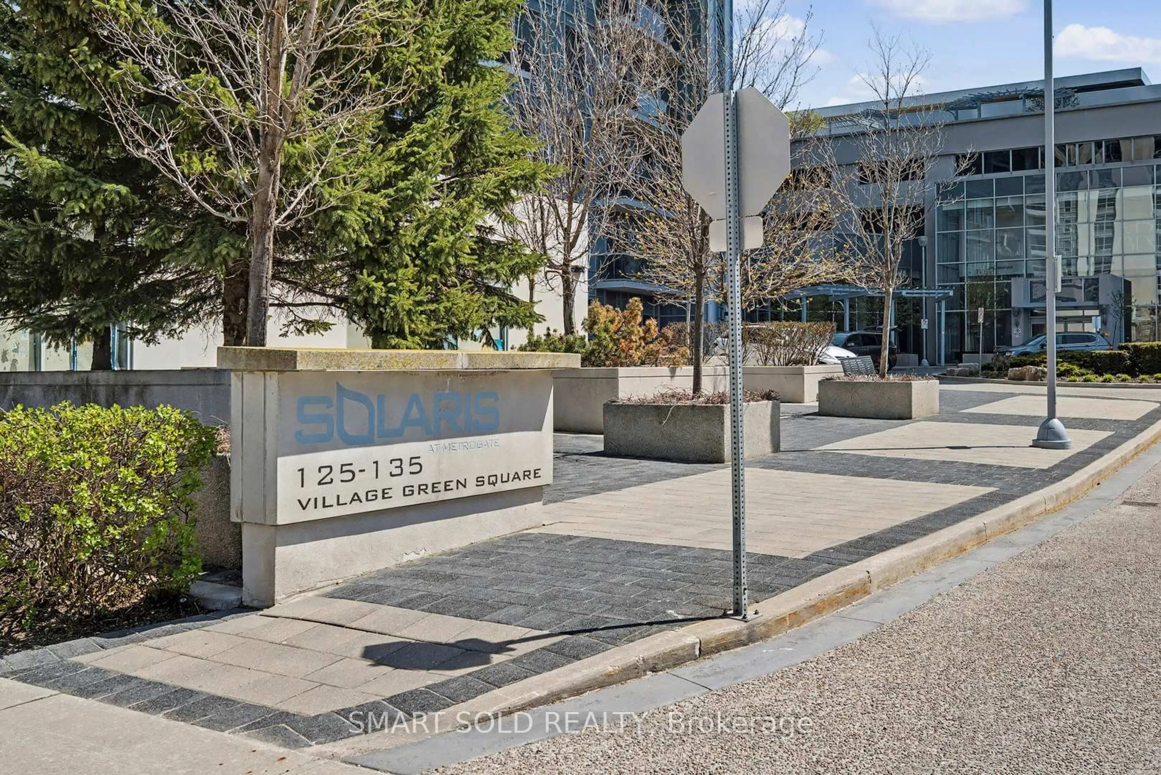 Unknown for 135 Village Green Sq #822, Toronto Ontario M1S 0G4