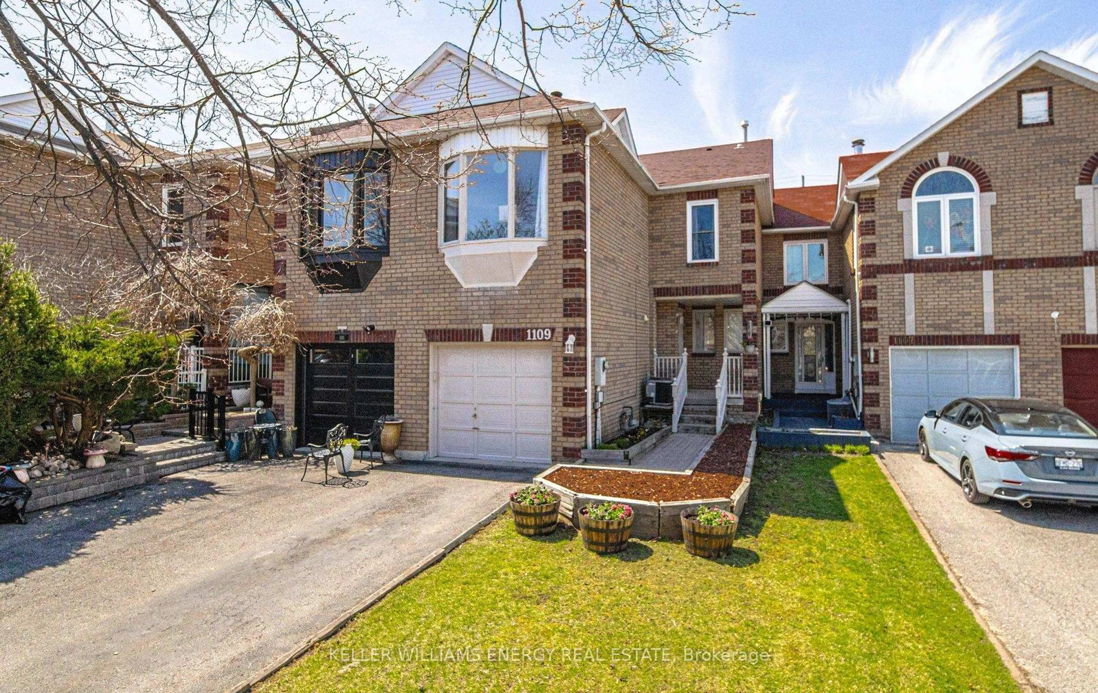 Home with brick exterior material, street for 1109 Glen Eden Crt, Pickering Ontario L1V 6N8