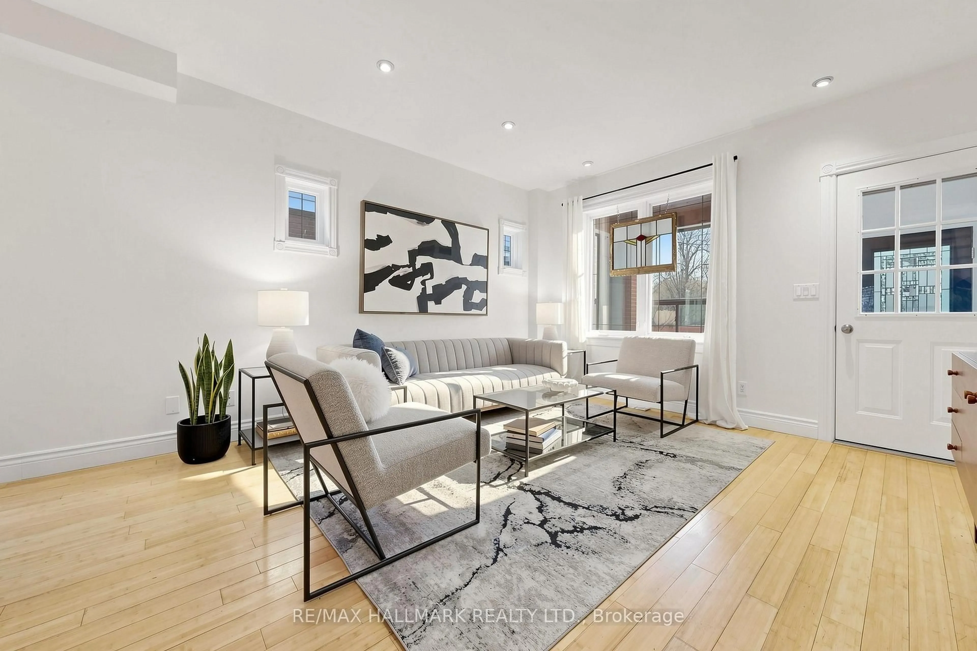 Living room with furniture, unknown for 145 Wildwood Cres, Toronto Ontario M4L 2K9