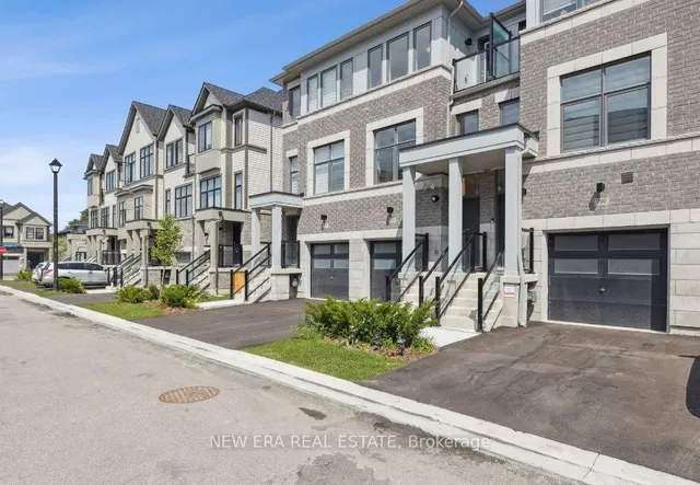 778 Kootenay Path, Oshawa 3
