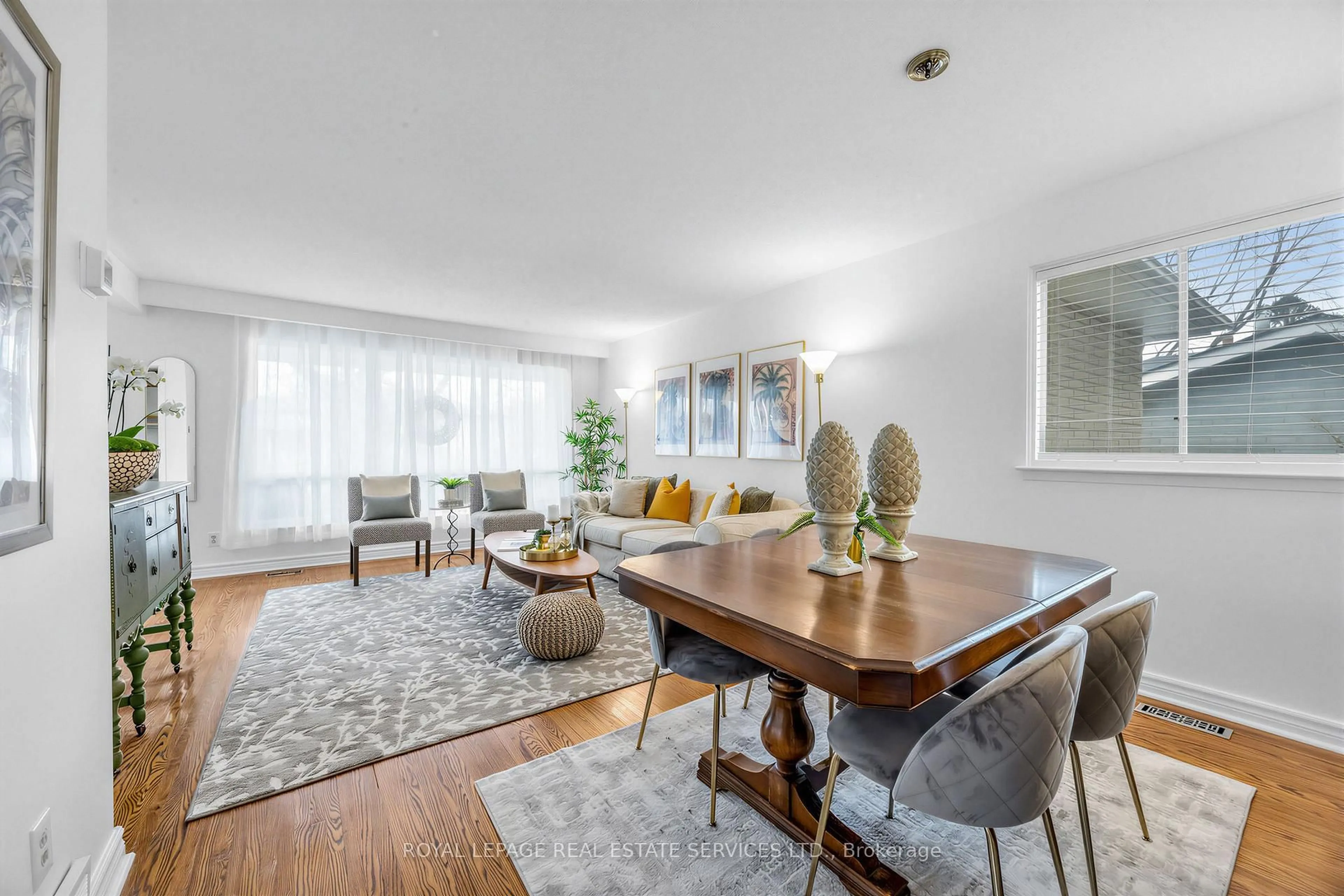 Dining room, wood/laminate floor for 16 Donnacona Cres, Toronto Ontario M1E 3P9