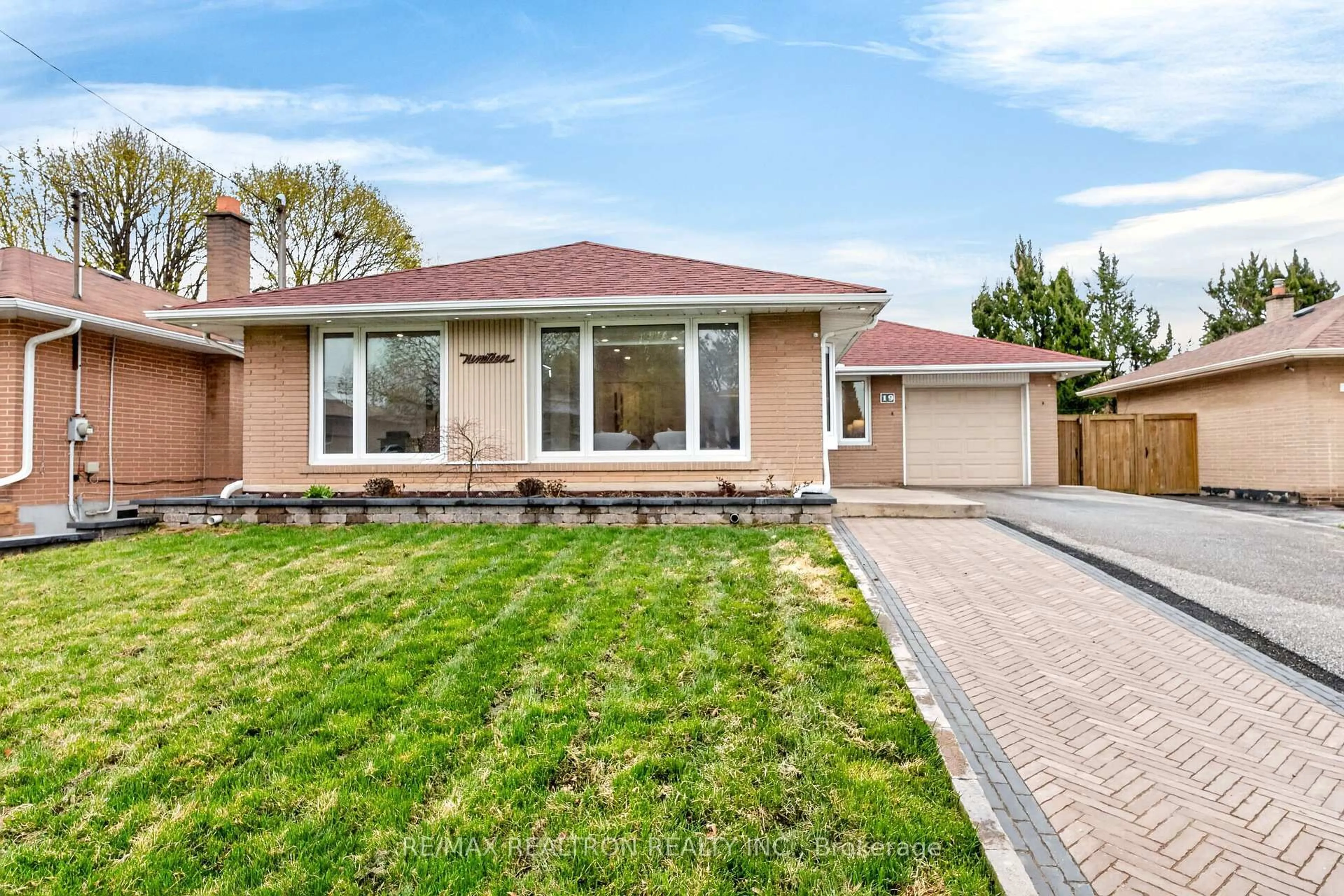 Home with brick exterior material, street for 19 Hoshlega Dr, Toronto Ontario M1G 2X4