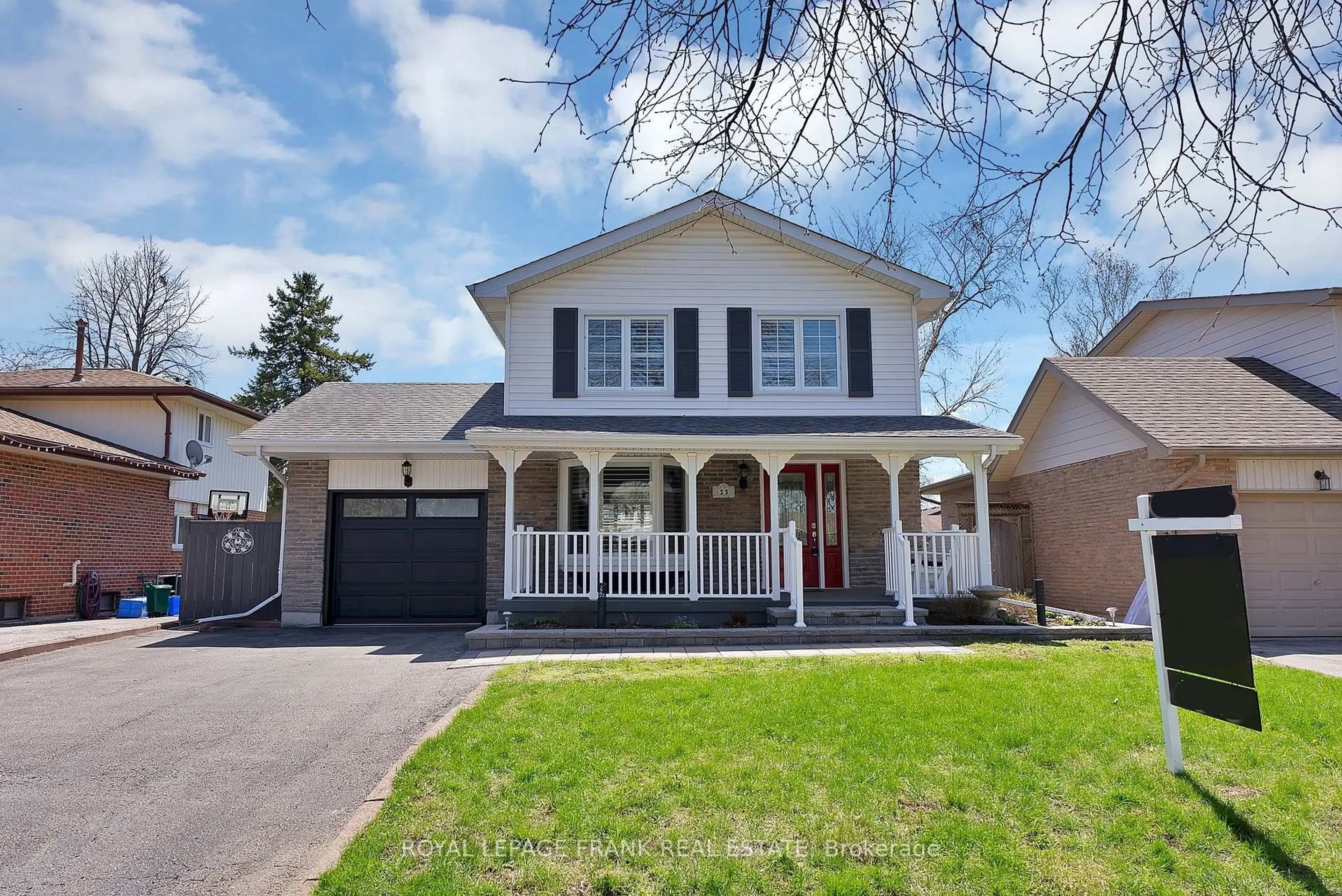 Home with vinyl exterior material, street for 25 Michael Blvd, Whitby Ontario L1N 5P4