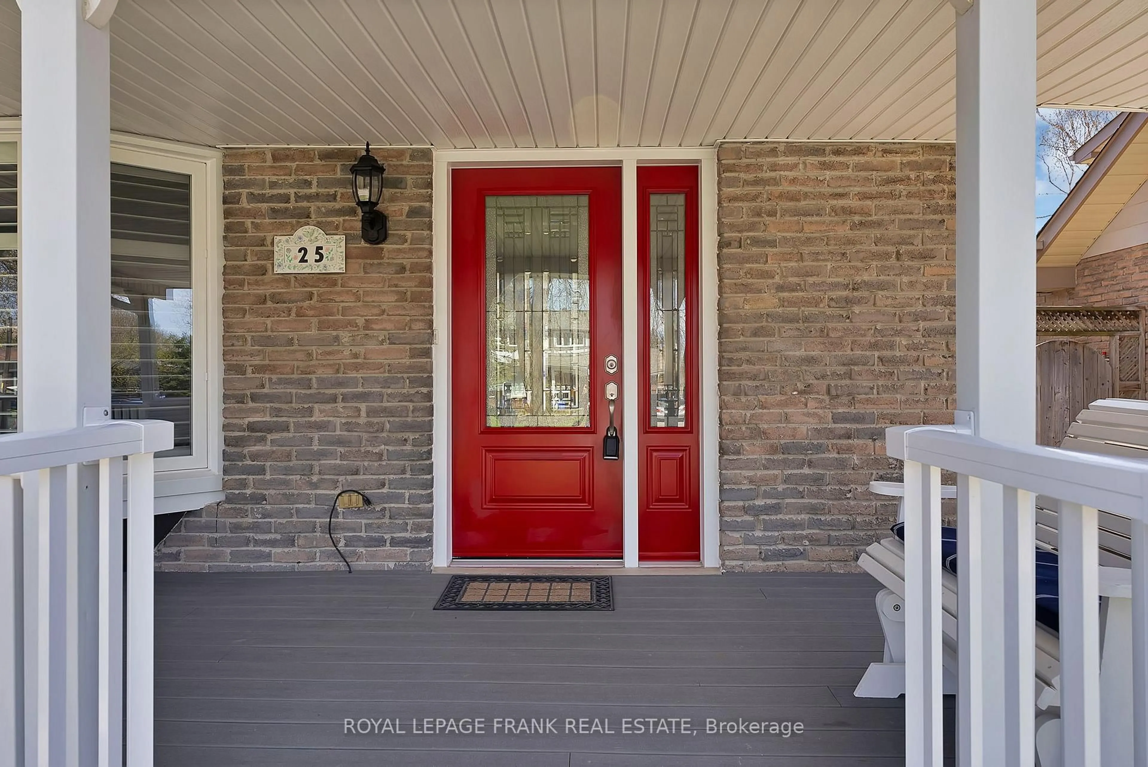 Indoor entryway for 25 Michael Blvd, Whitby Ontario L1N 5P4