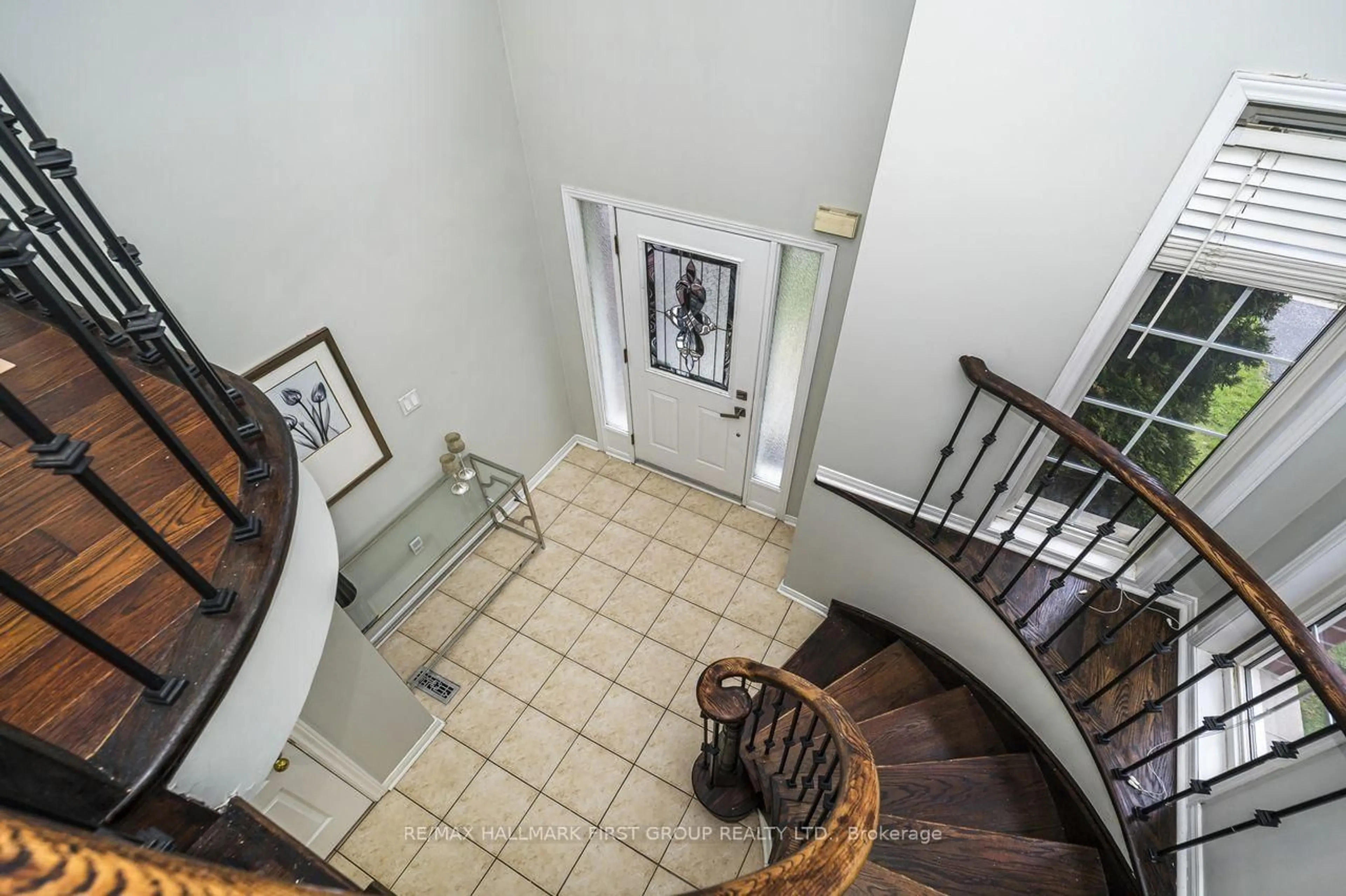 Indoor foyer for 23 Durling Rock St, Ajax Ontario L1Z 1S6