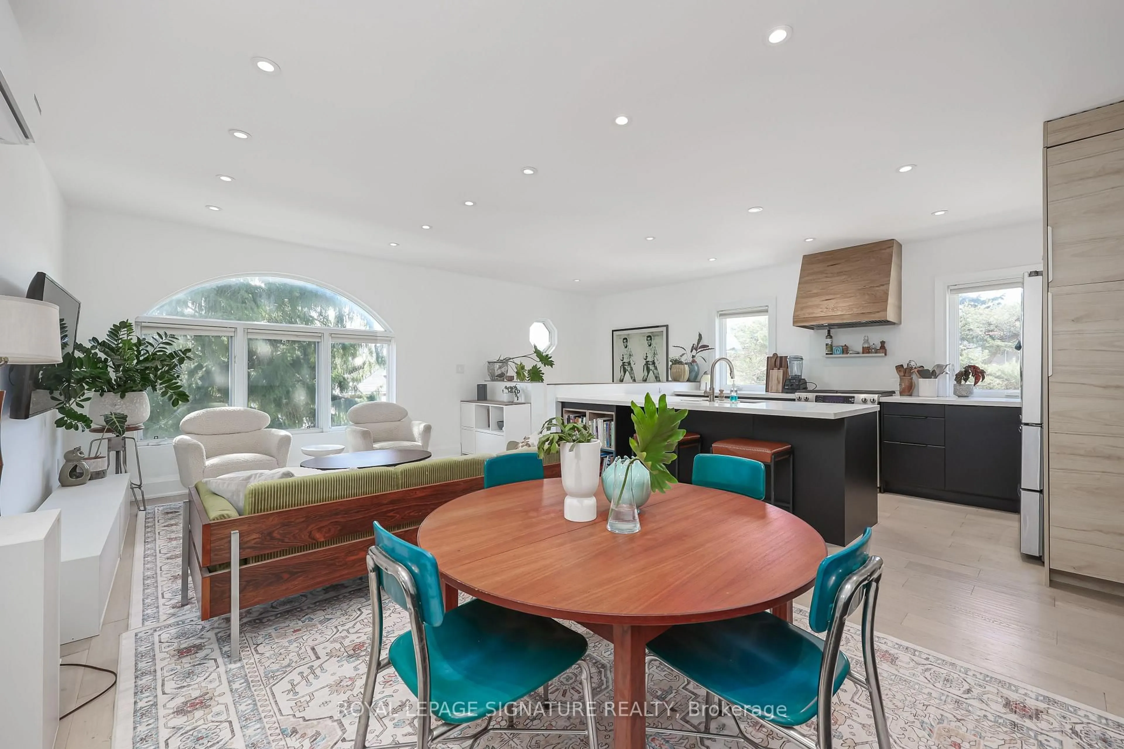 Open concept kitchen, unknown for 71 South Bonnington Ave, Toronto Ontario M1N 3M2