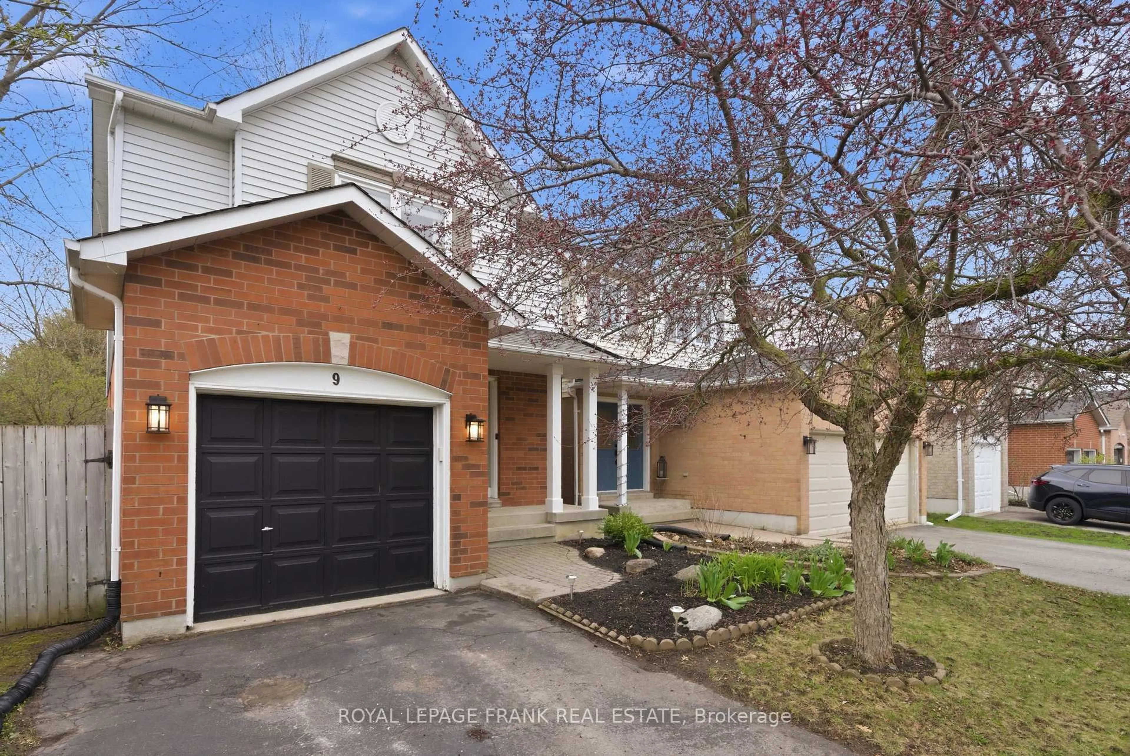 Home with brick exterior material, street for 9 Brownstone Cres, Clarington Ontario L1E 2Y1