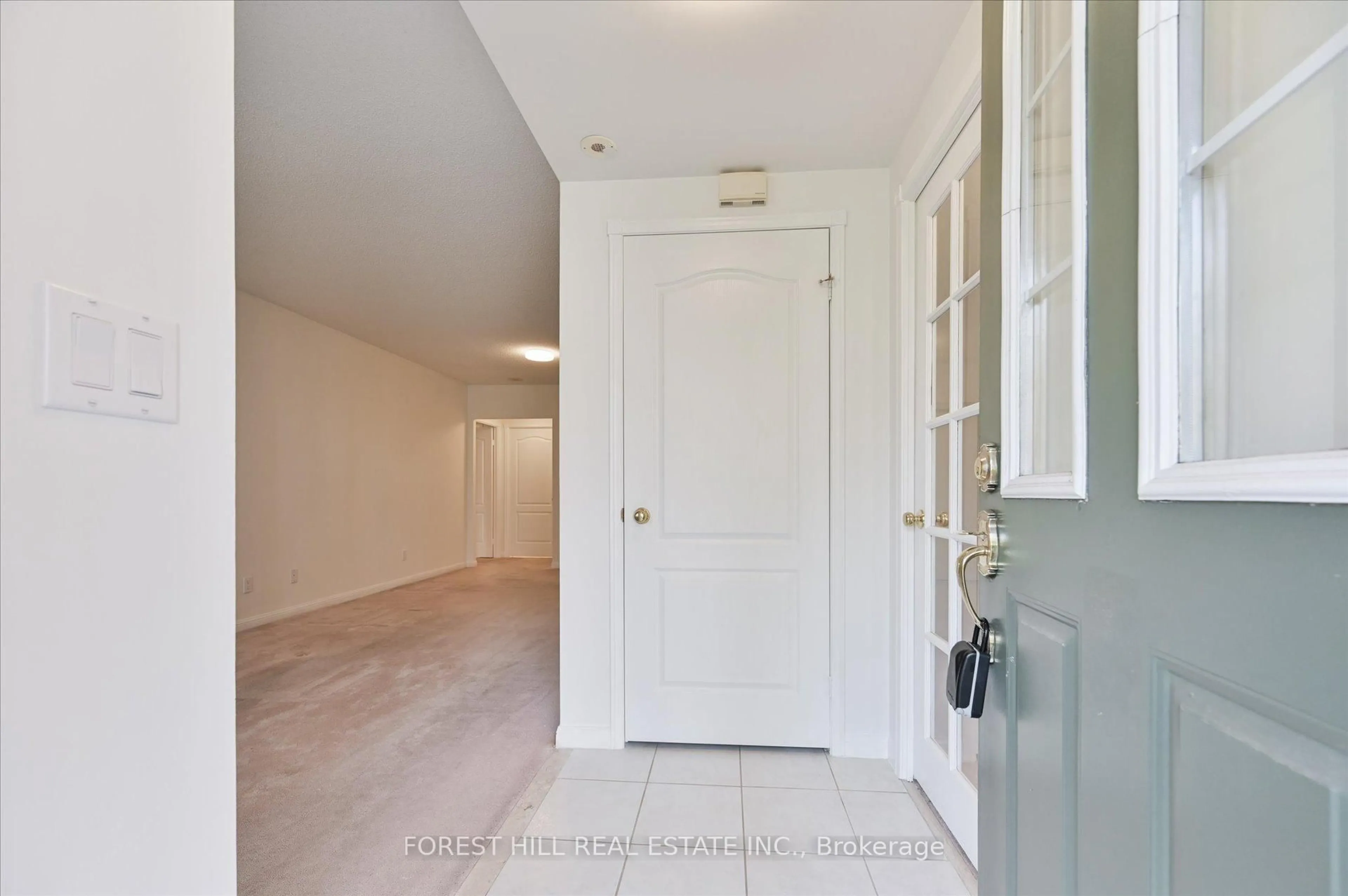 Indoor entryway for 1881 McNicoll Ave #652, Toronto Ontario M1V 5M2