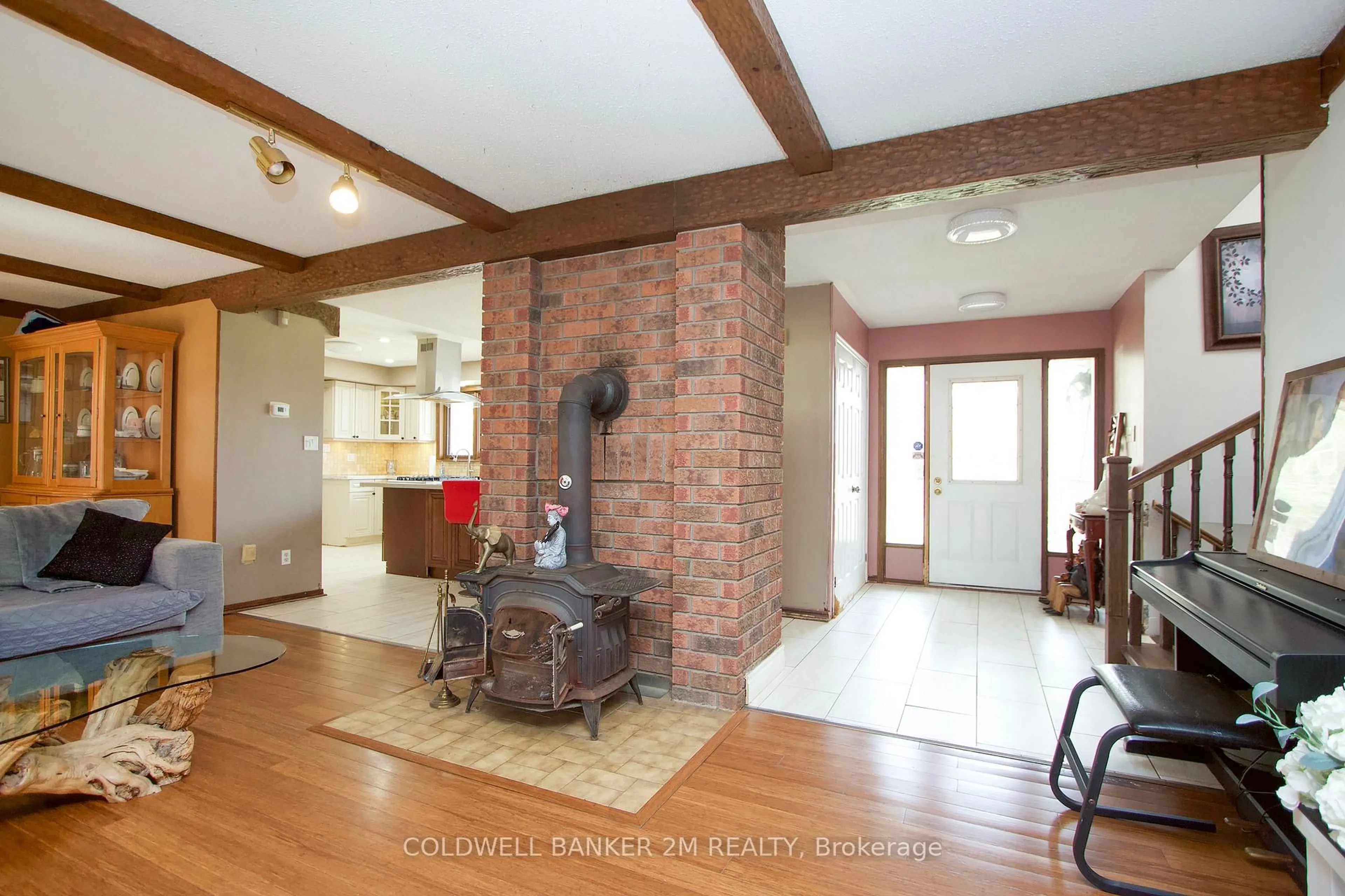 Indoor entryway for 14900 Regional Rd 57, Scugog Ontario L0B 1B0