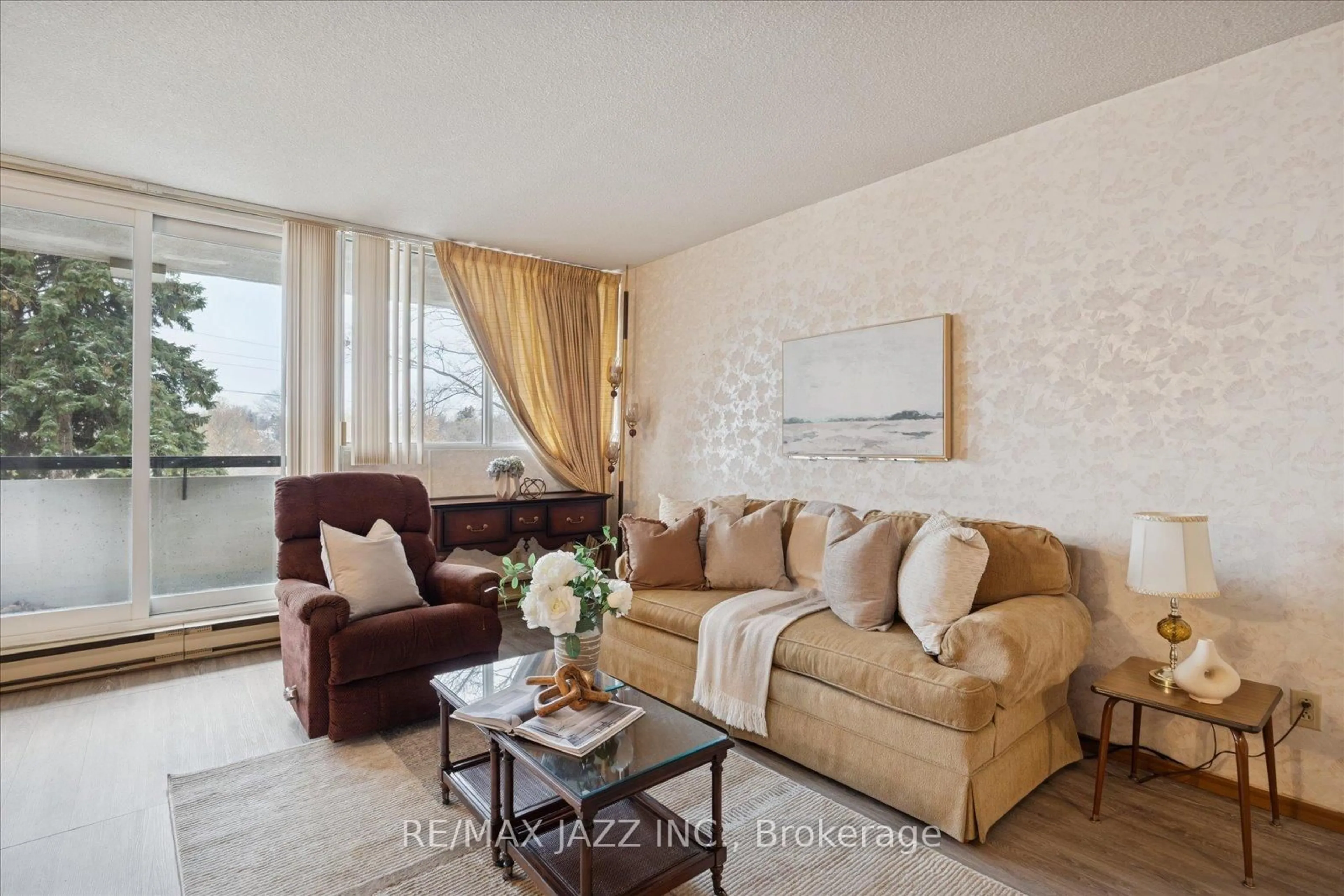 Living room with furniture, unknown for 120 Elgin St #102, Oshawa Ontario L1G 1S7