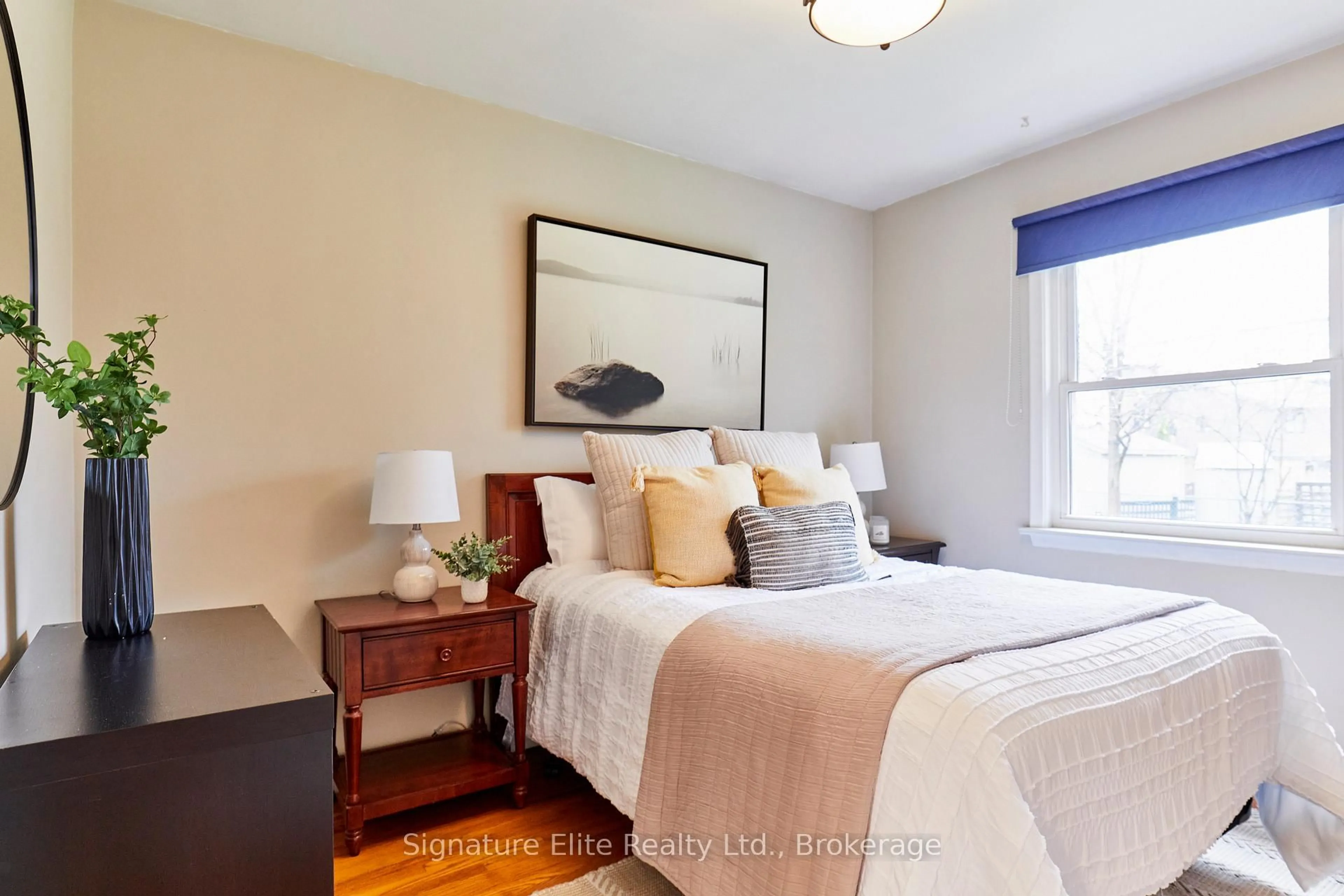 Bedroom with bed, unknown for 135 Toynbee Tr, Toronto Ontario M1E 1G5