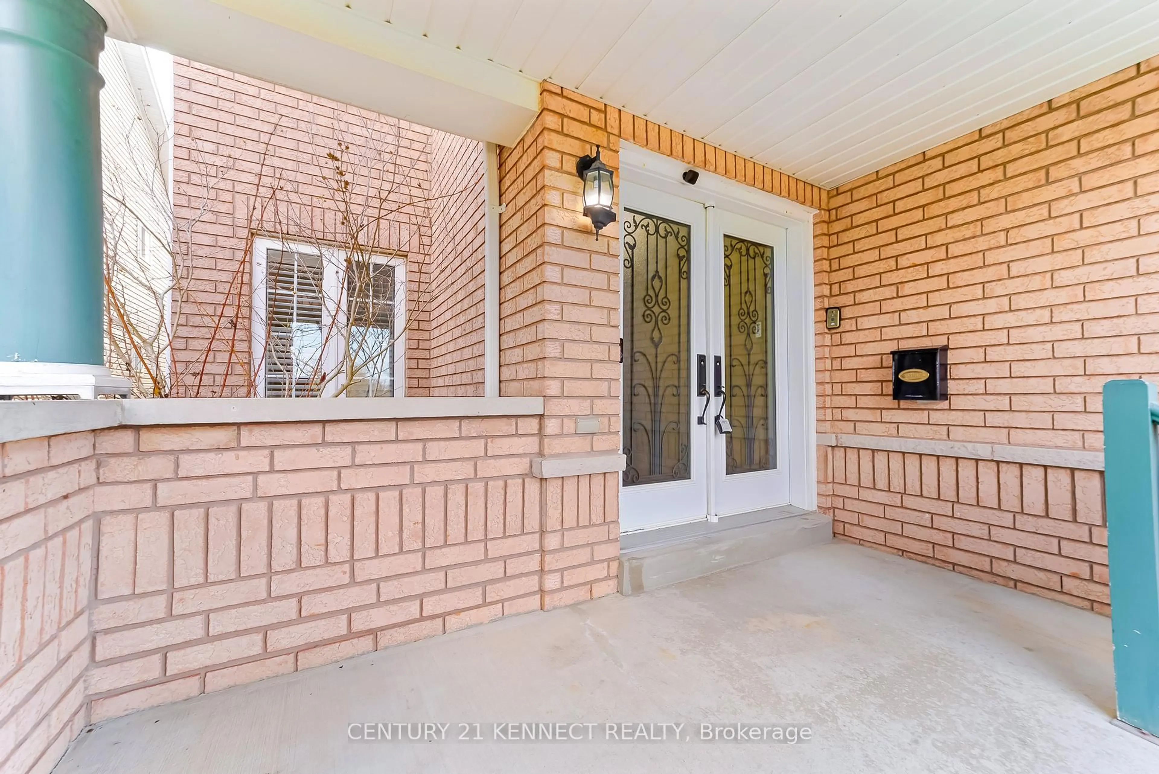 Unknown for 1566 Aldergrove Dr, Oshawa Ontario L1K 2Y2