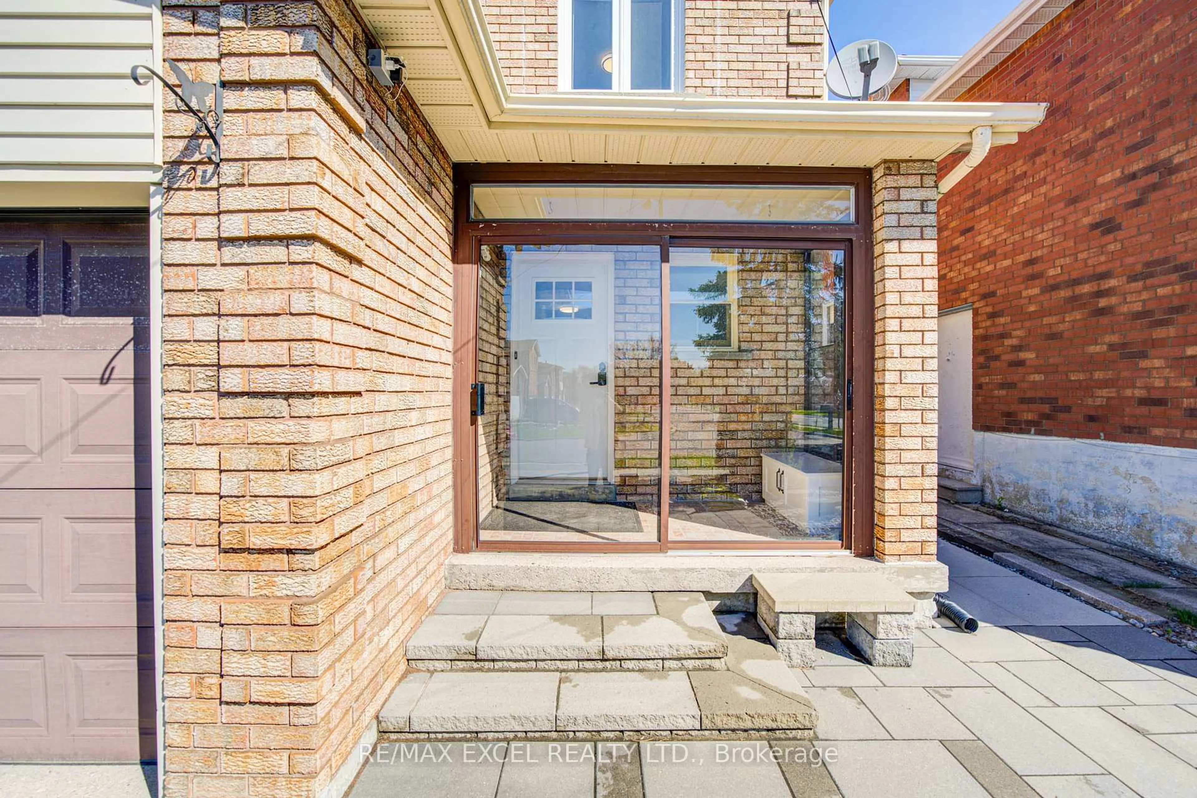 Home with brick exterior material, street for 58 Alanbull Sq, Toronto Ontario M1V 4M1