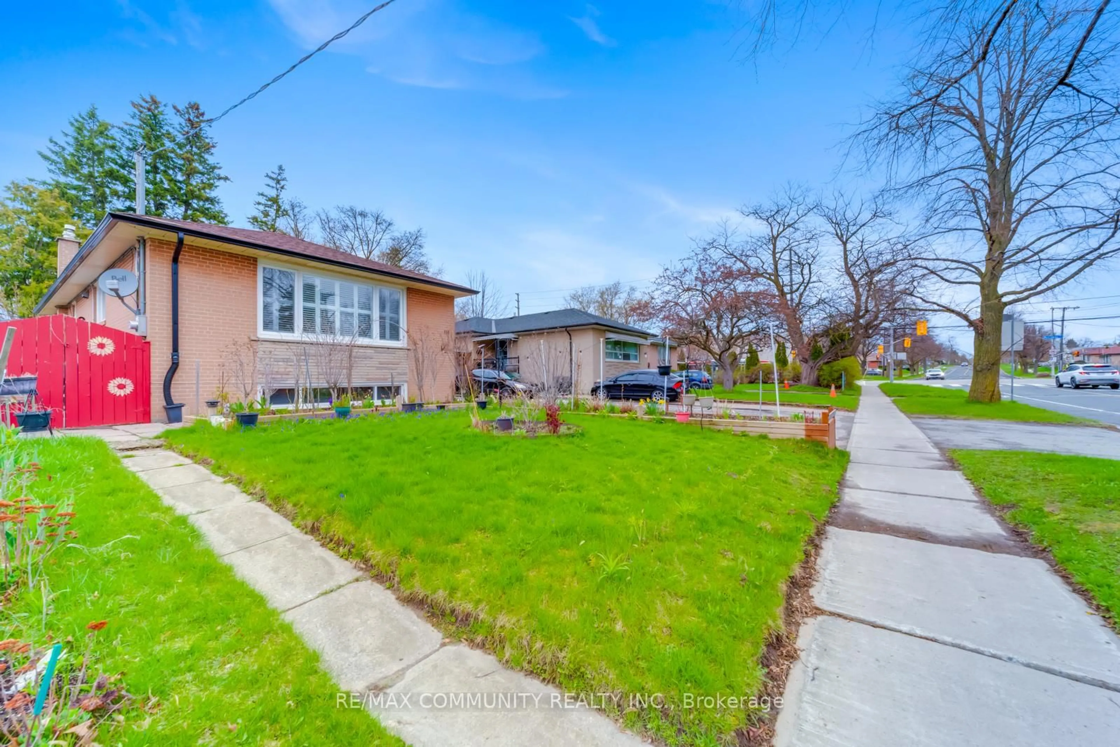 Unknown for 118 Brimorton Dr, Toronto Ontario M1P 4A1