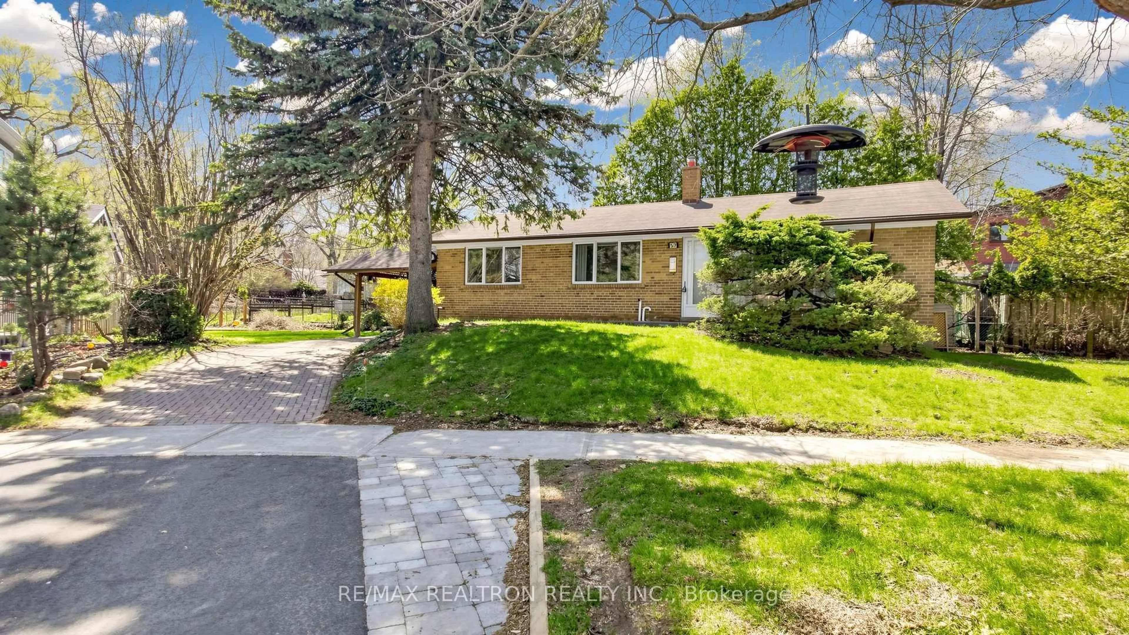 Unknown for 57 Copping Rd, Toronto Ontario M1G 3J9