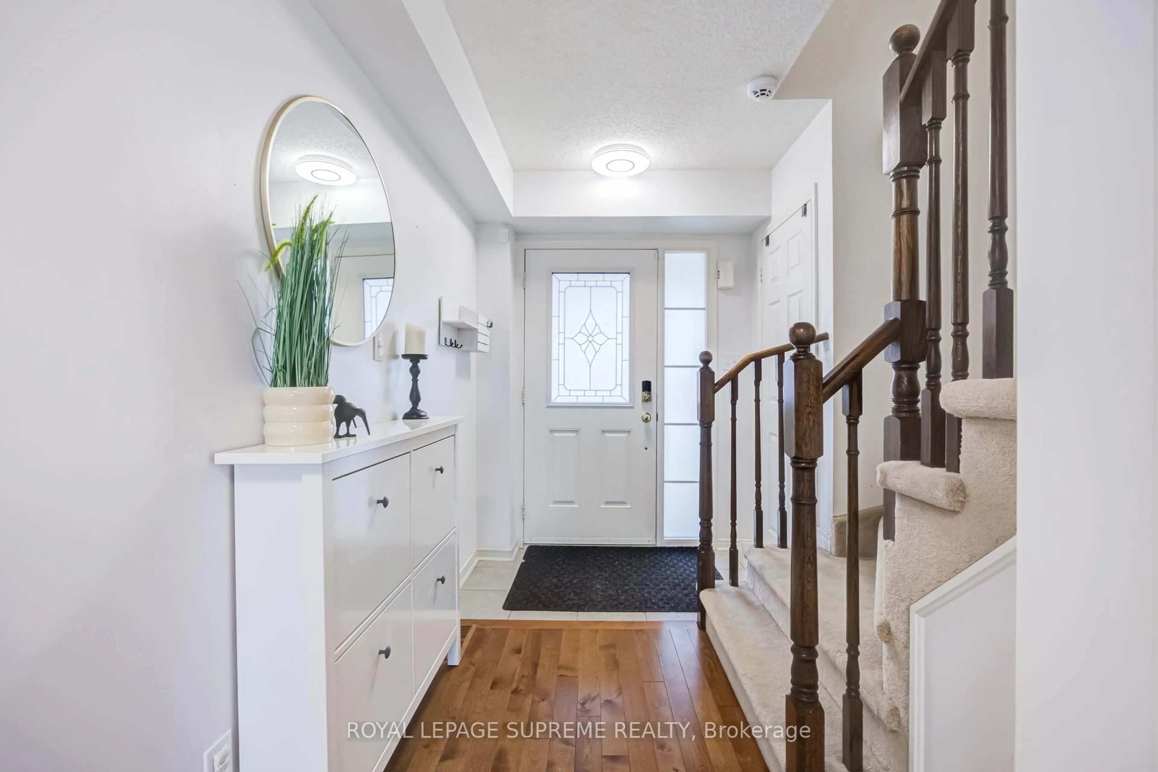 Indoor entryway for 1161 Ormond Dr #79, Oshawa Ontario L1K 0K5