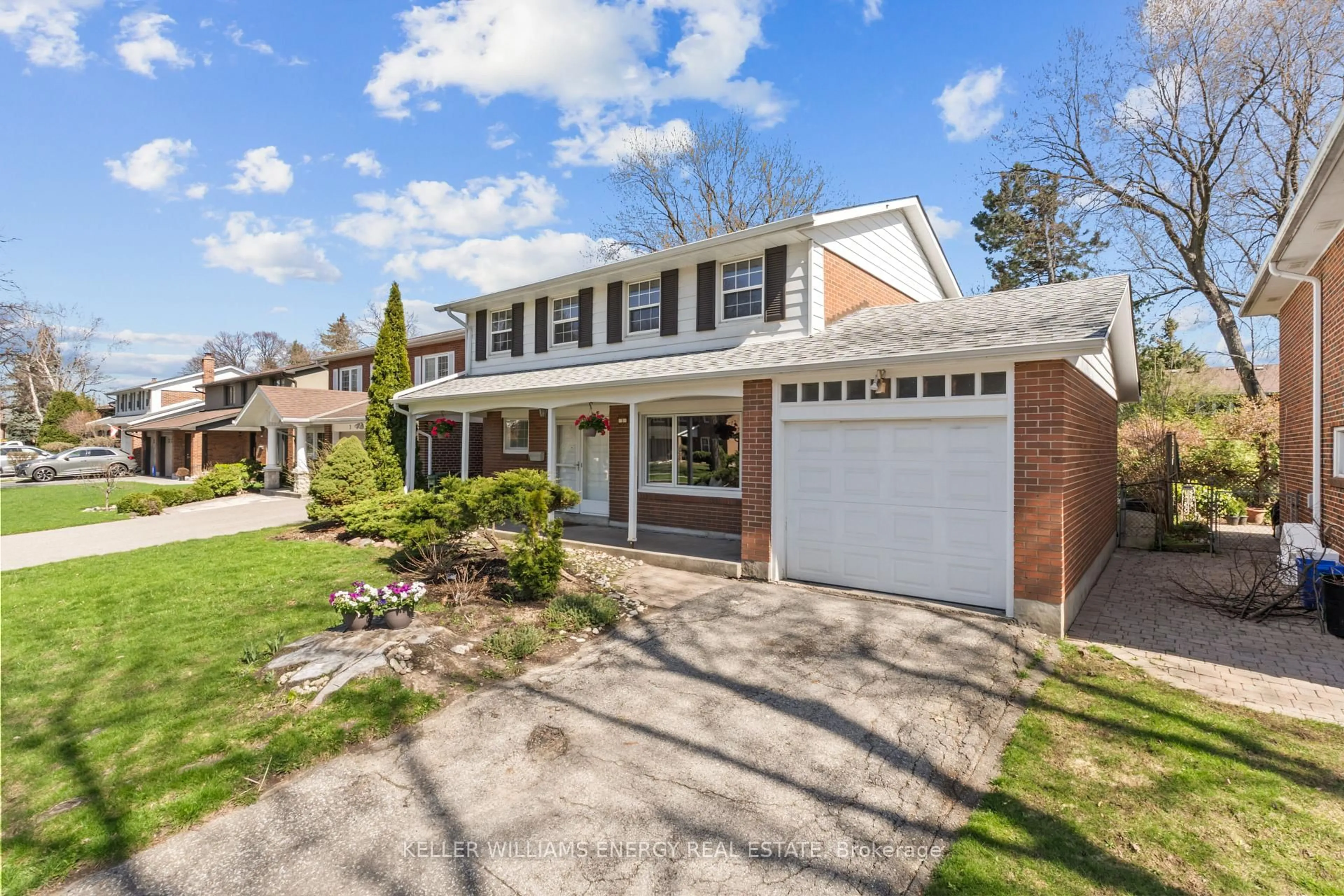 Home with brick exterior material, street for 5 Castlemere Cres, Toronto Ontario M1W 1K4