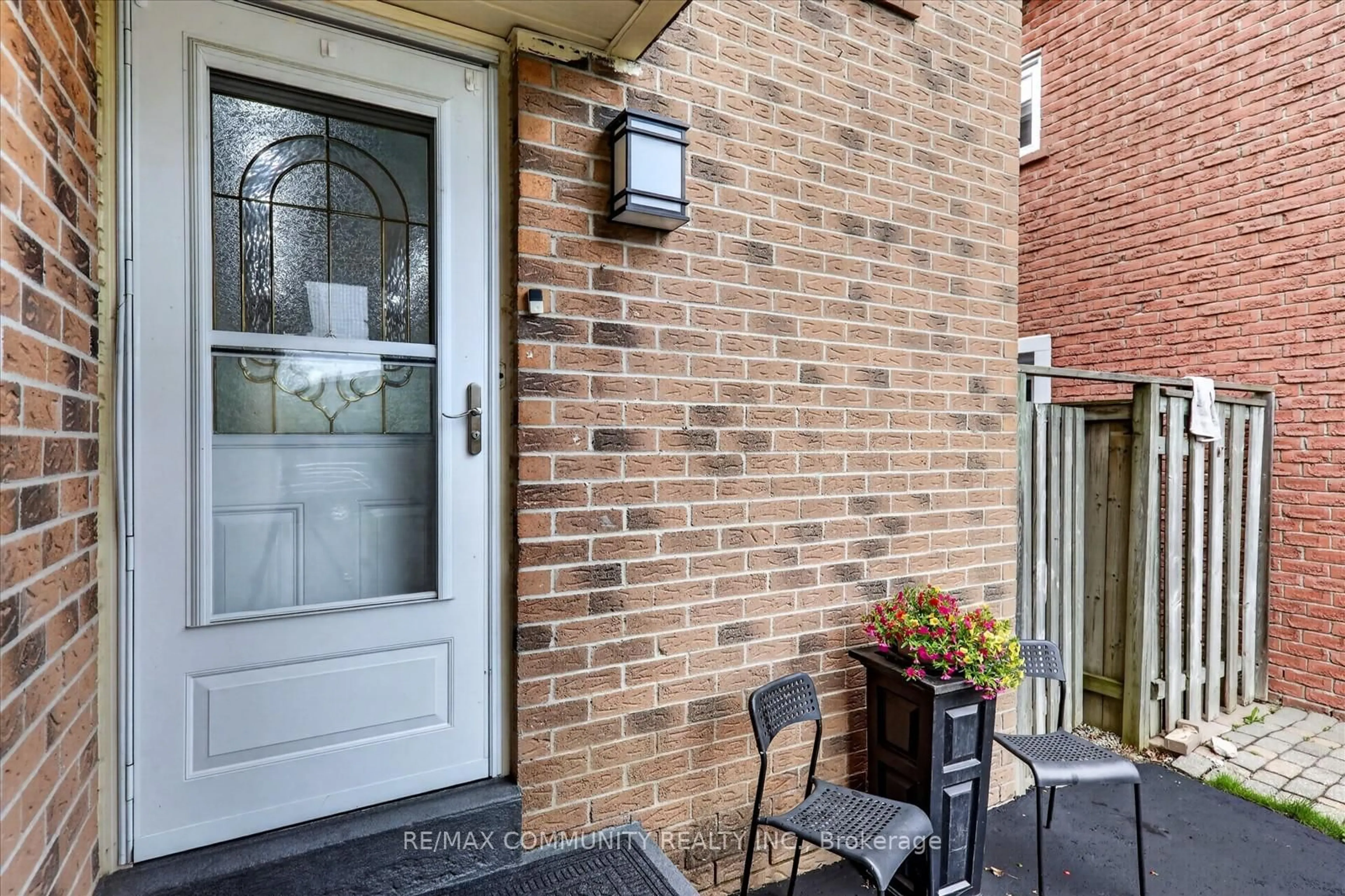 Unknown for 47 Radford Dr, Ajax Ontario L1T 2G5