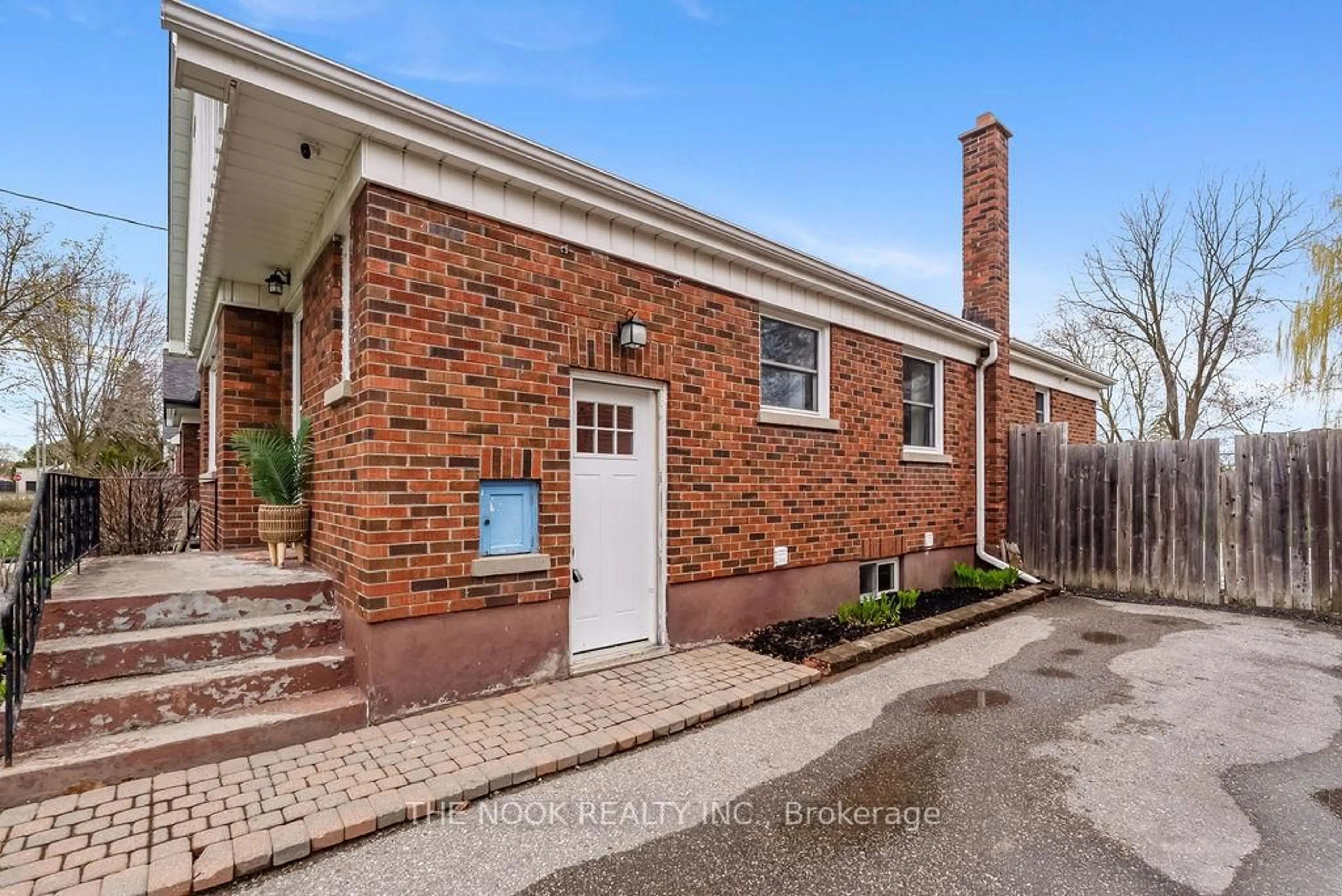 Home with brick exterior material, street for 855 Hortop St, Oshawa Ontario L1G 4N8