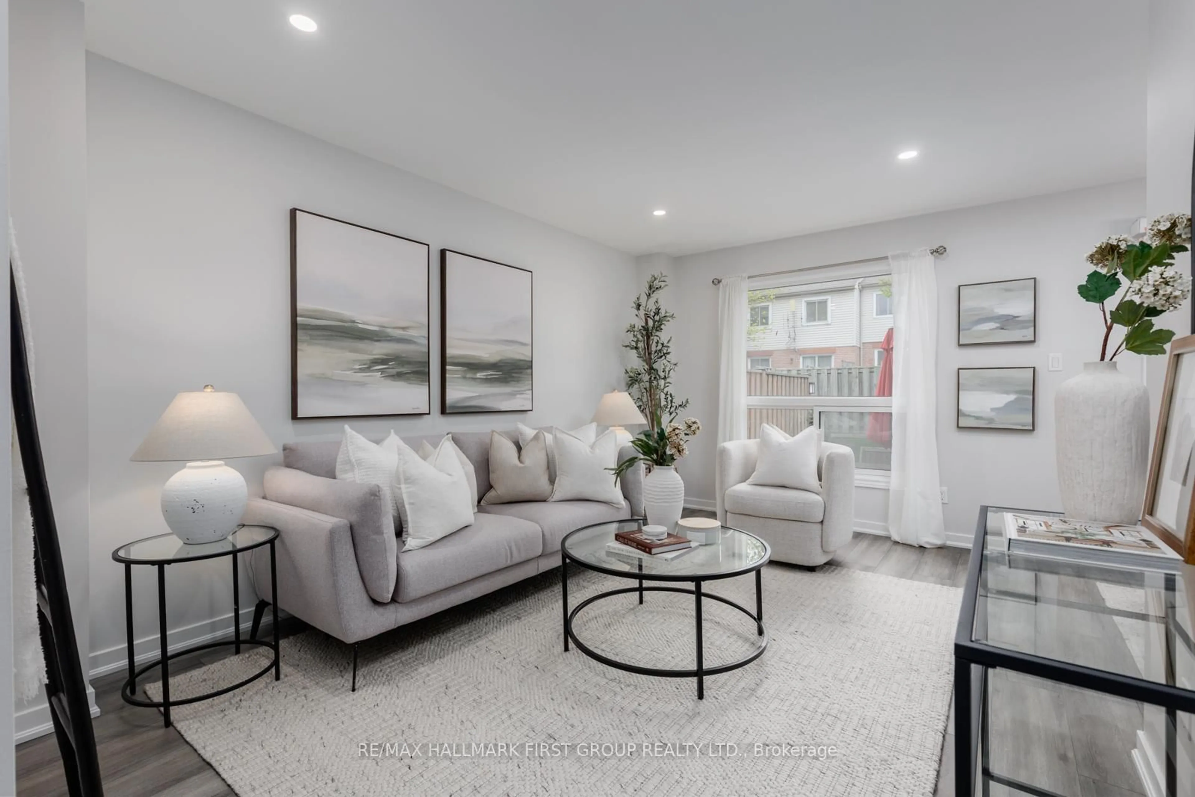 Living room with furniture, unknown for 10 Bassett Blvd #28, Whitby Ontario L1N 9C3
