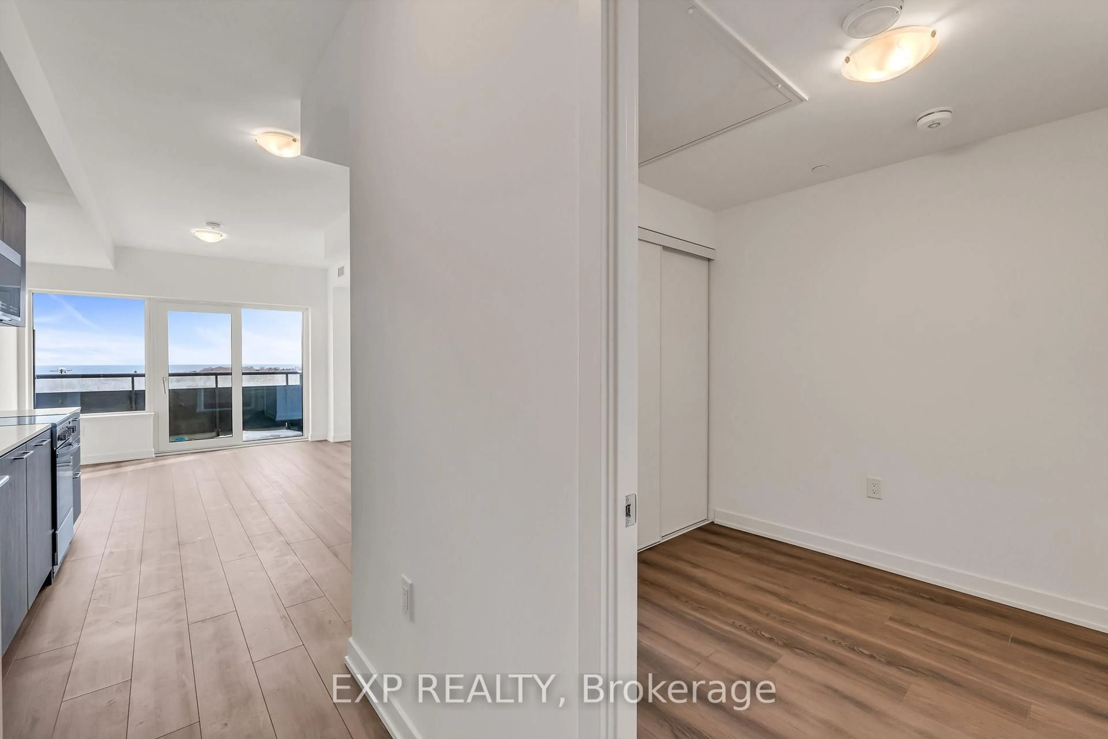 A pic of a room for 7437 Kingston Rd #908B, Toronto Ontario M1B 5S3