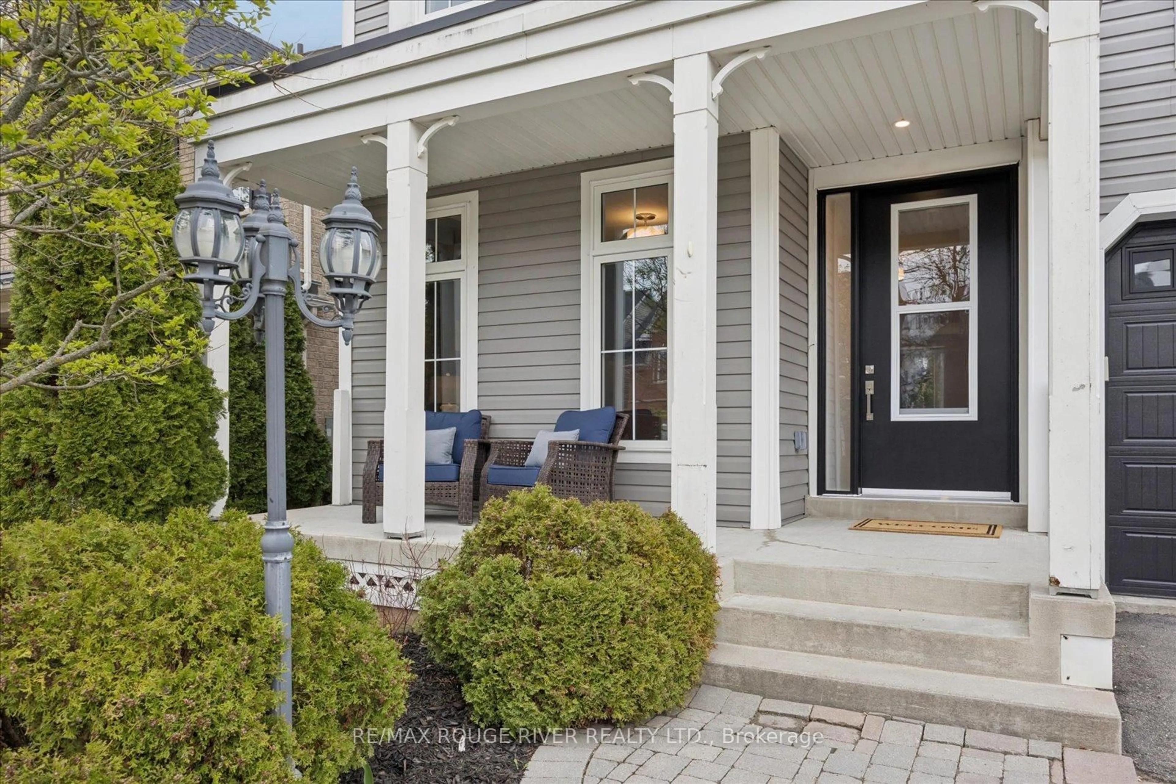 Unknown for 93 Holsted Rd, Whitby Ontario L1M 2N5