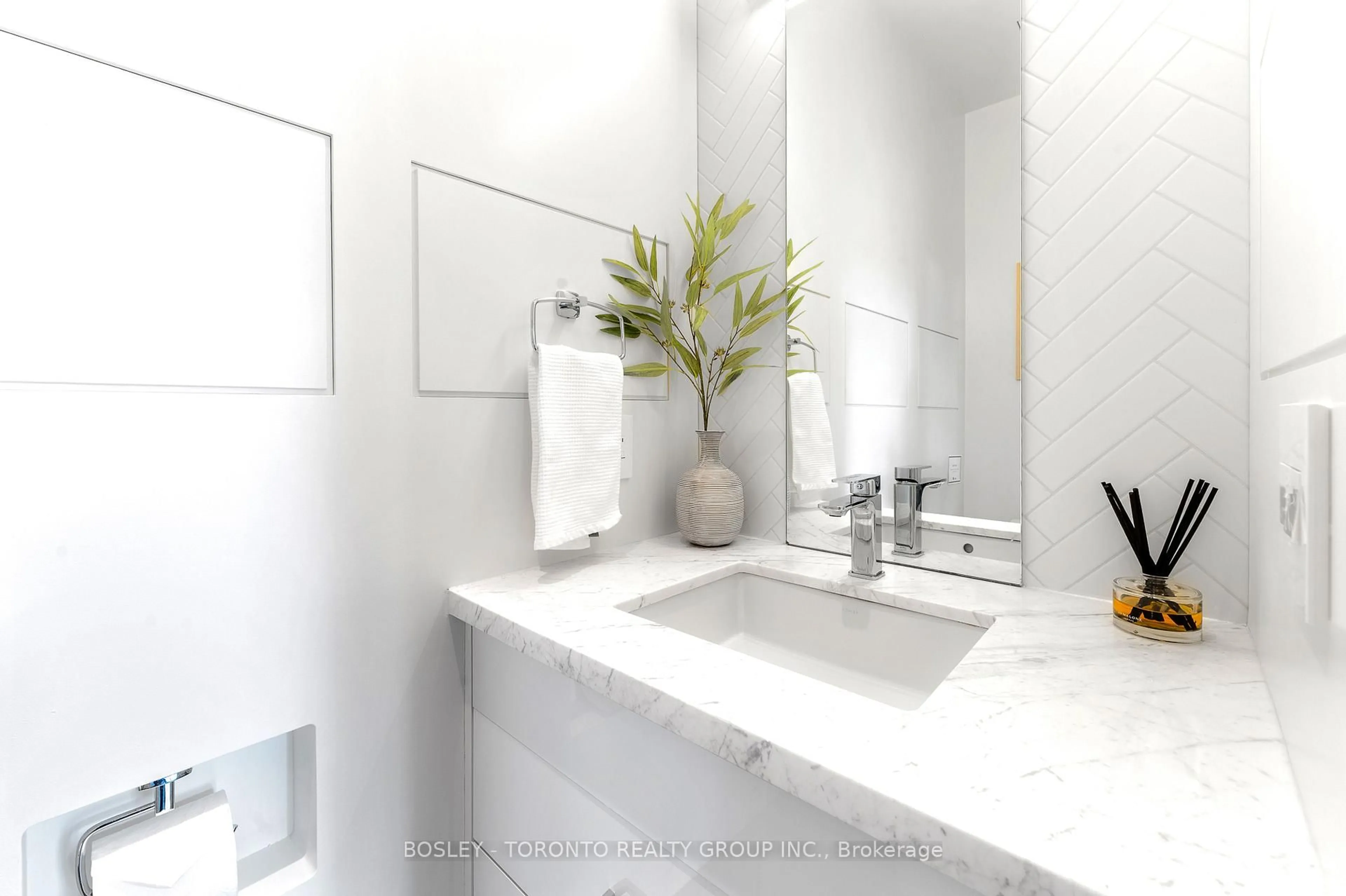 Contemporary bathroom, ceramic/tile floor for 39 Red Deer Ave, Toronto Ontario M1N 2Z1