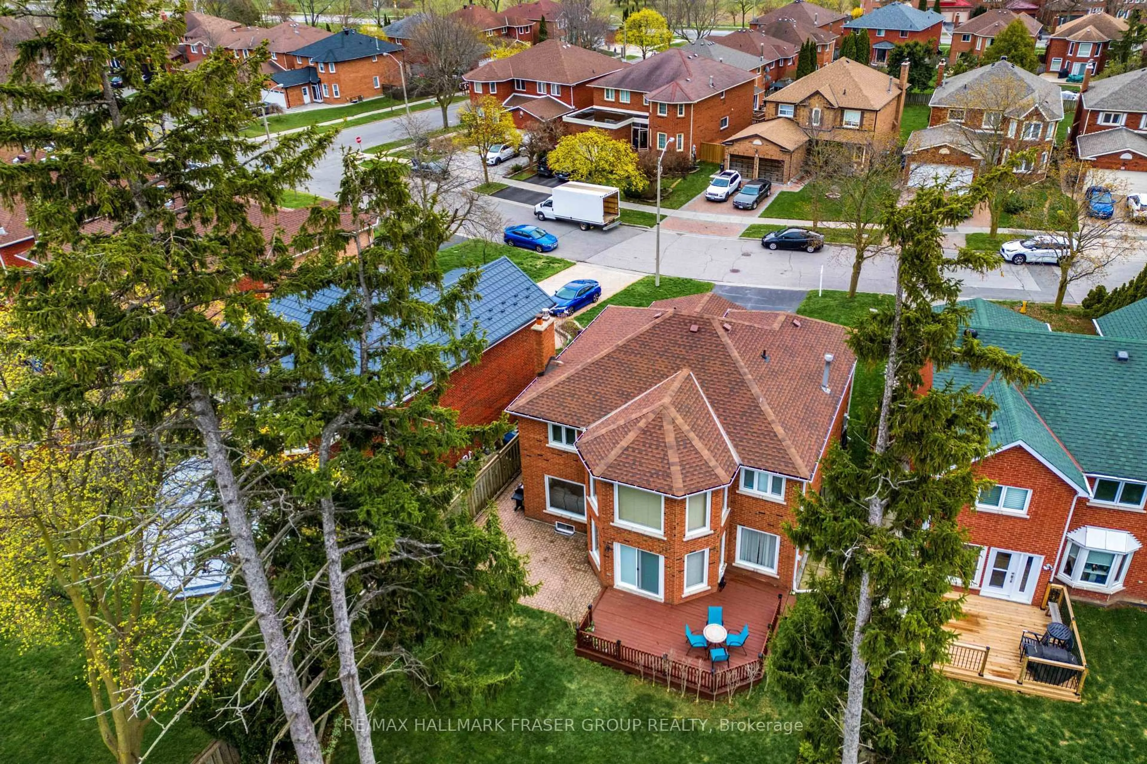 A pic from outside/outdoor area/front of a property/back of a property/a pic from drone, water/lake/river/ocean view for 40 Dartmoor Dr, Toronto Ontario M1E 5B2