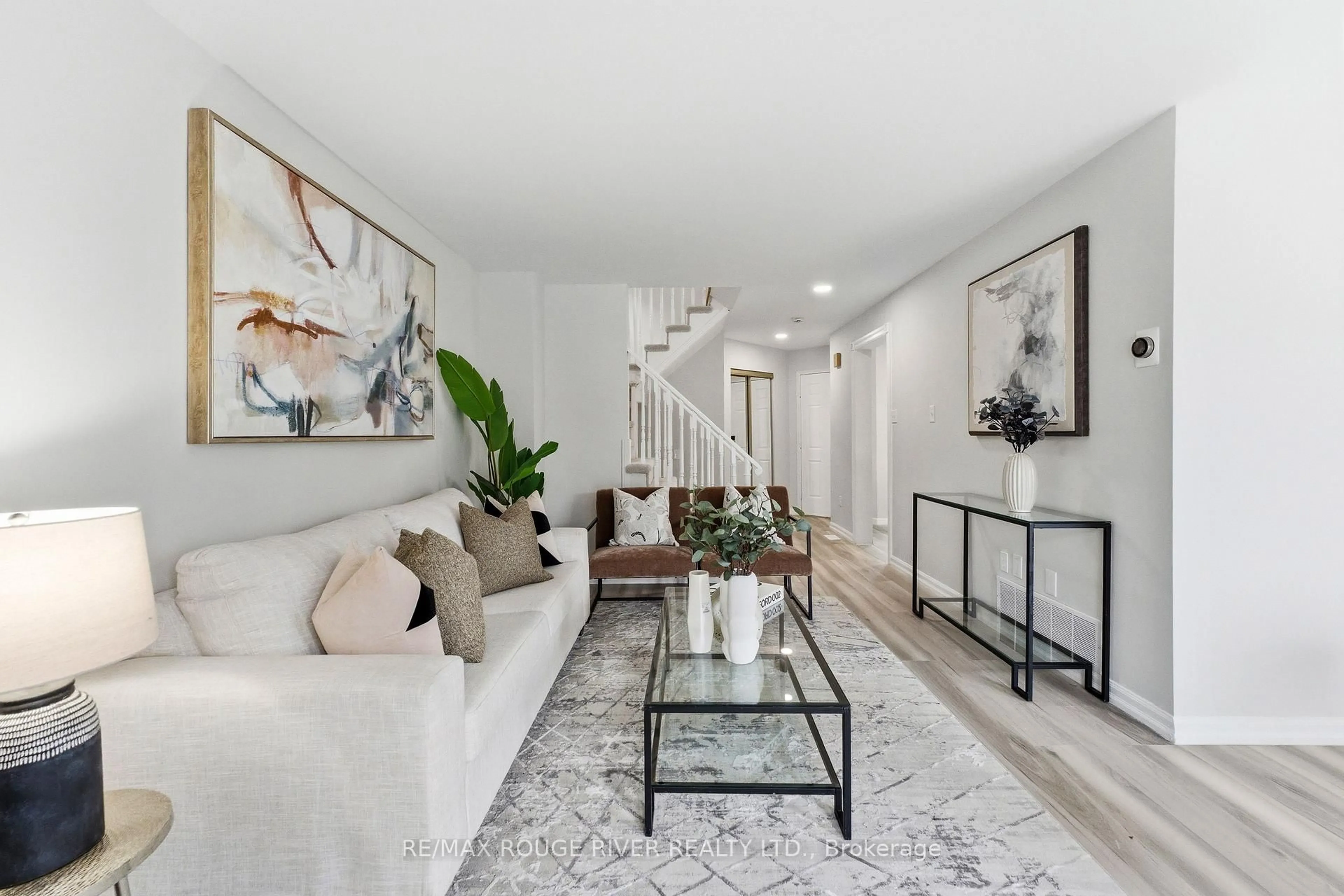 Living room with furniture, unknown for 93 Chatfield Dr, Ajax Ontario L1T 2J4