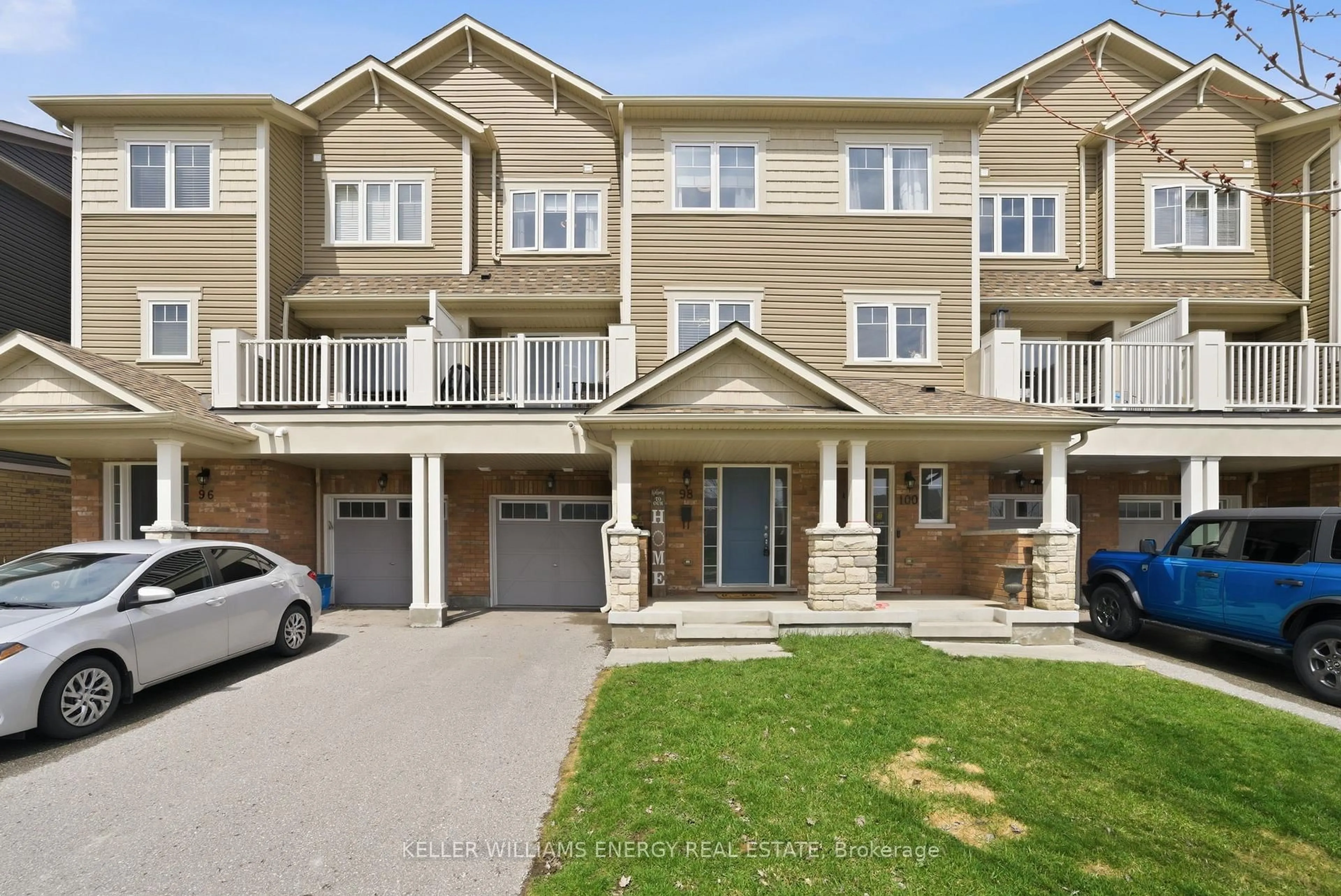 Unknown for 98 Tabaret Cres, Oshawa Ontario L1L 0G5