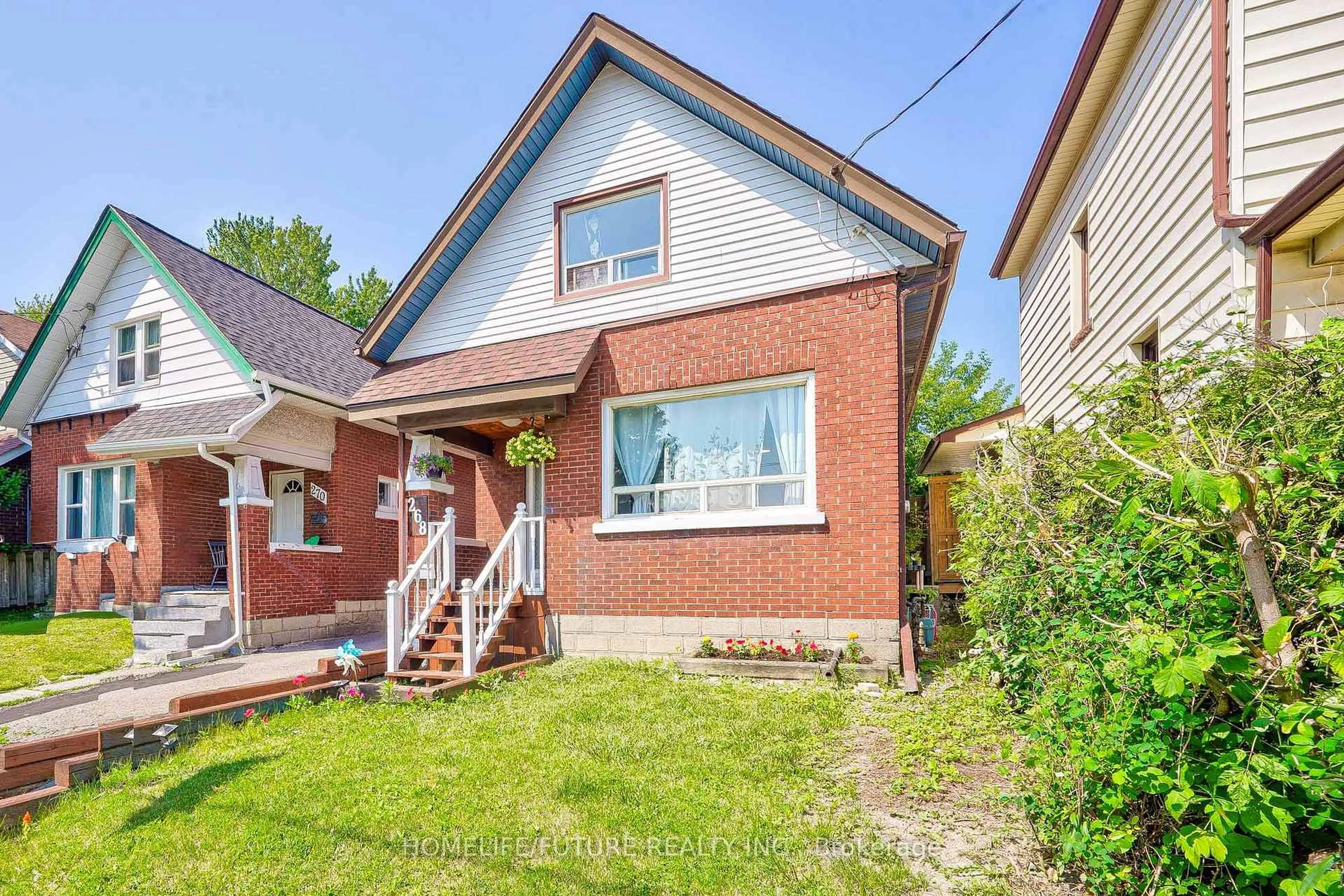 Home with brick exterior material, street for 268 Ritson Rd, Oshawa Ontario L1H 5J1