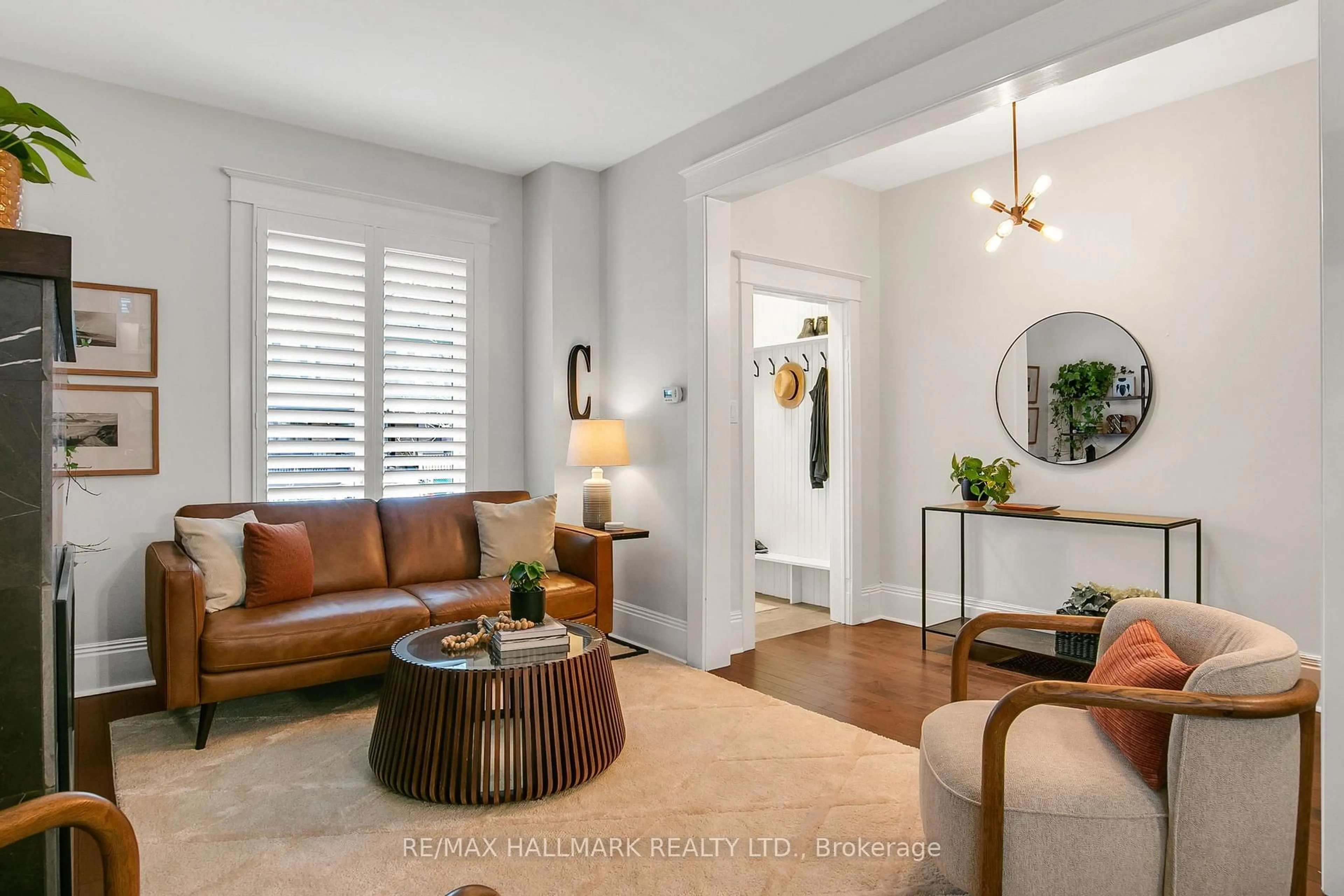 Living room with furniture, unknown for 133 Langford Ave, Toronto Ontario M4J 3E5