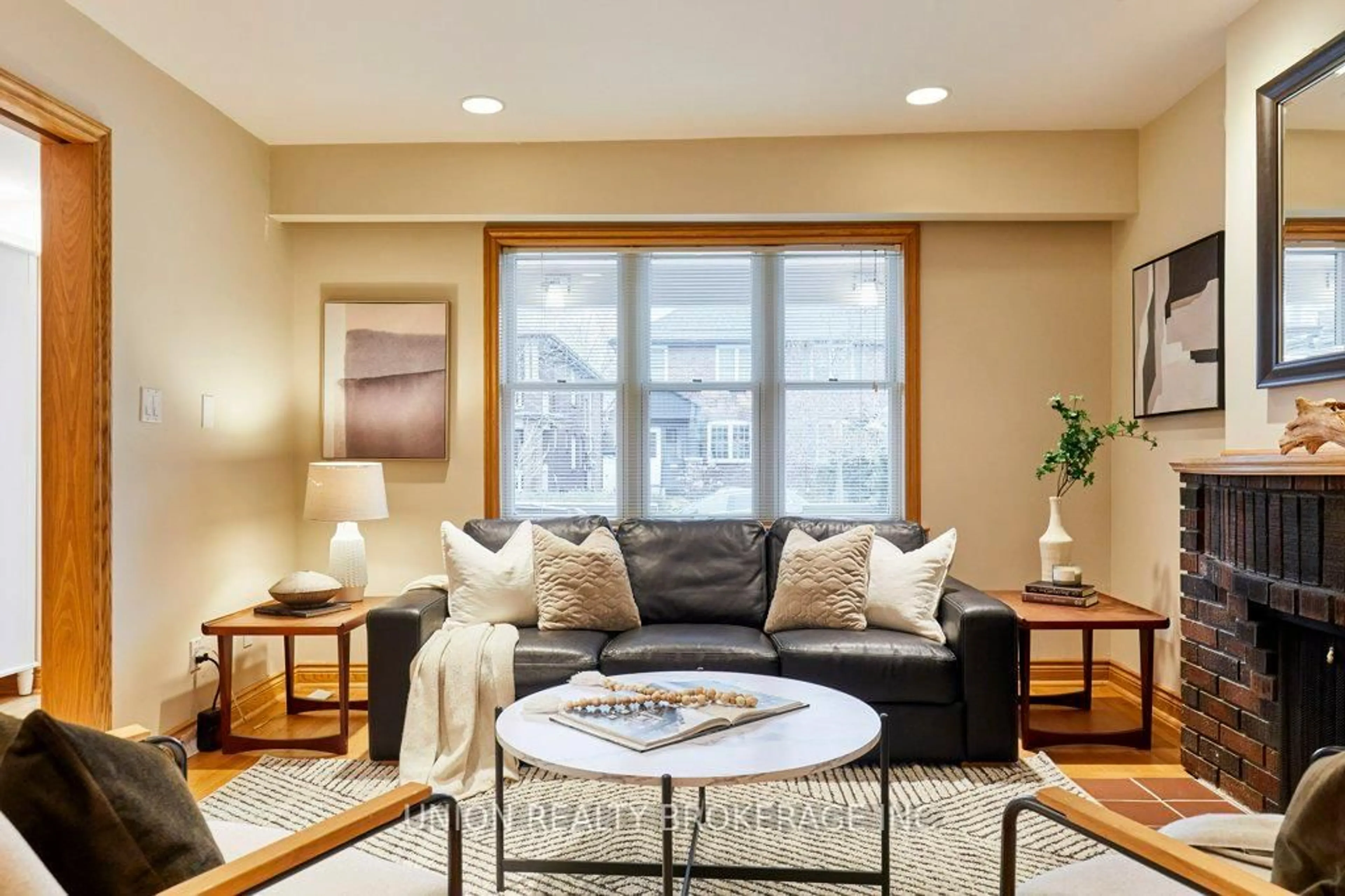 Living room with furniture, unknown for 59 Hammersmith Ave, Toronto Ontario M4E 2W3