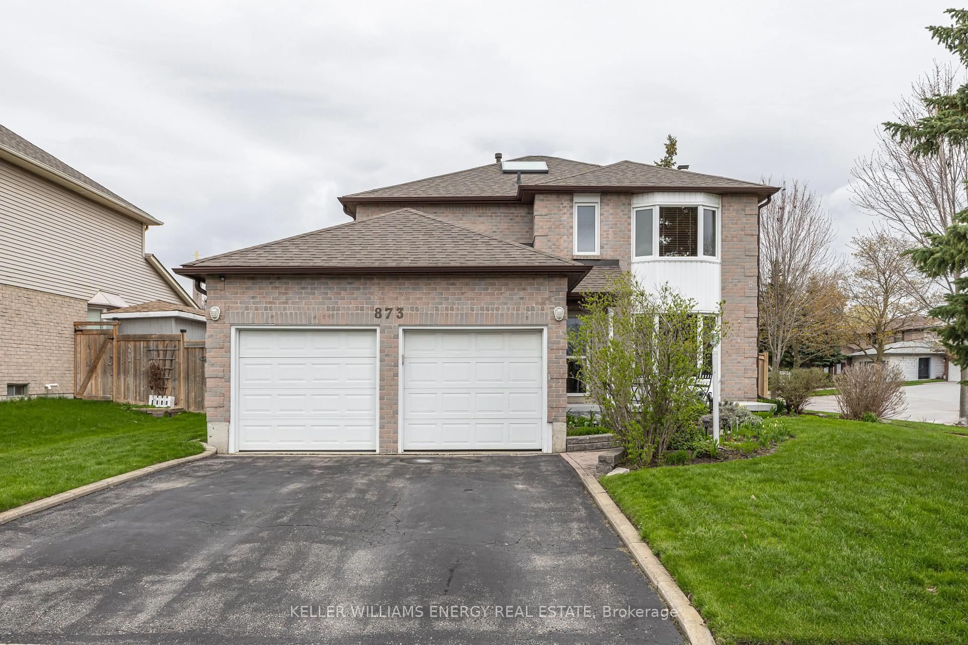 Home with brick exterior material, street for 873 Lochness Cres, Oshawa Ontario L1J 7P9