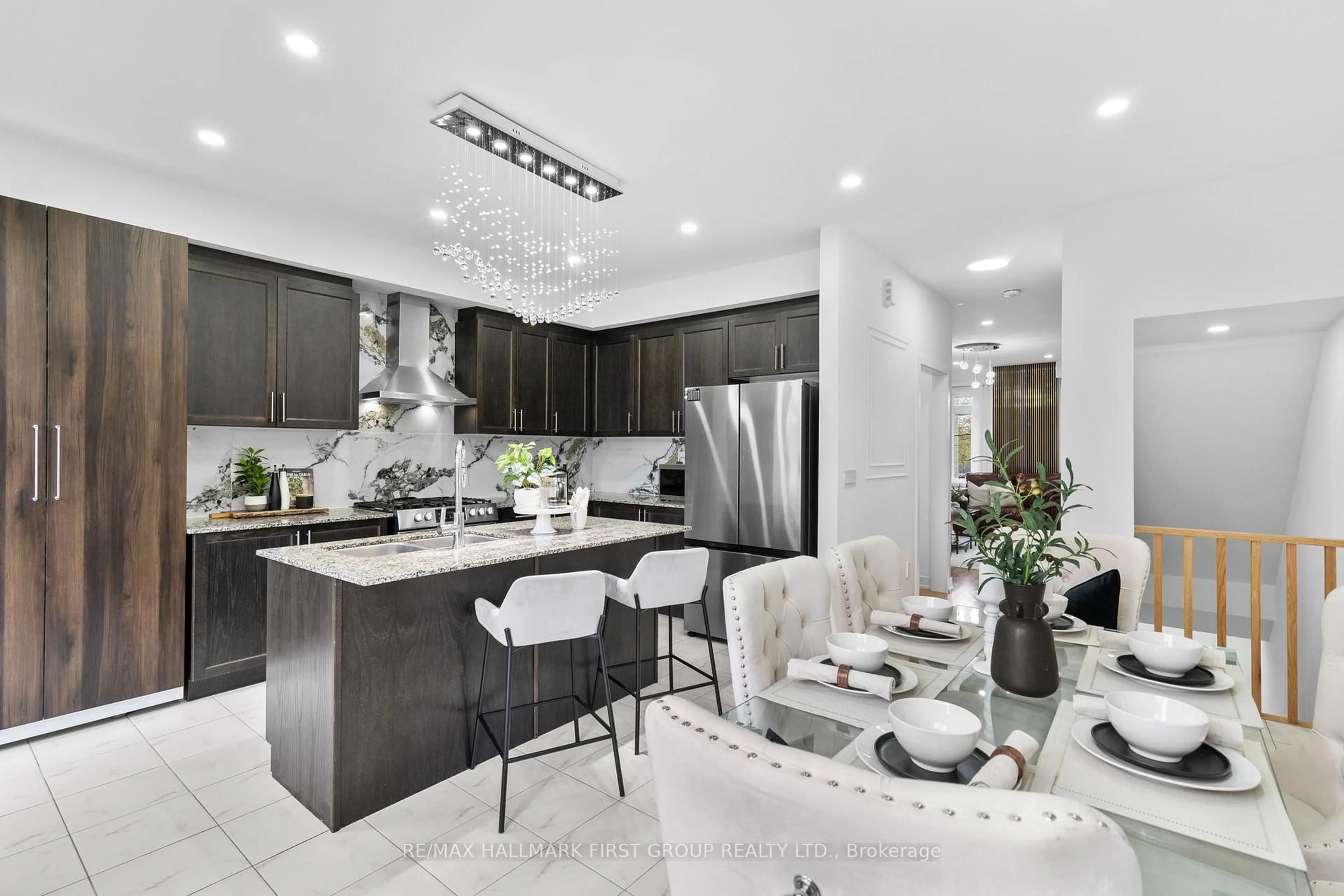Open concept kitchen, ceramic/tile floor for 990 Kicking Horse Path, Oshawa Ontario L1J 0B4