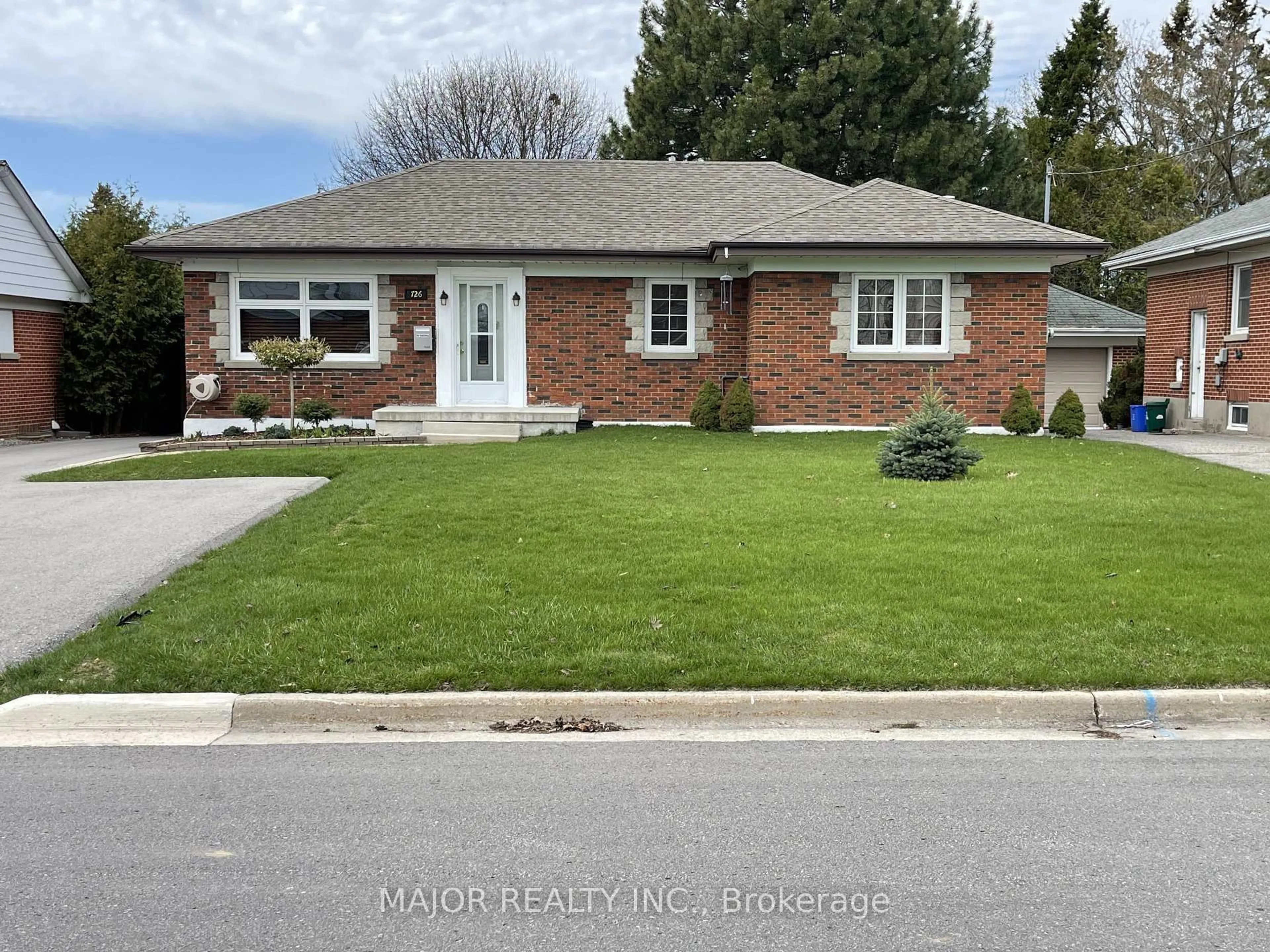 Home with brick exterior material, street for 726 Bessborough Dr, Oshawa Ontario L1G 4H2