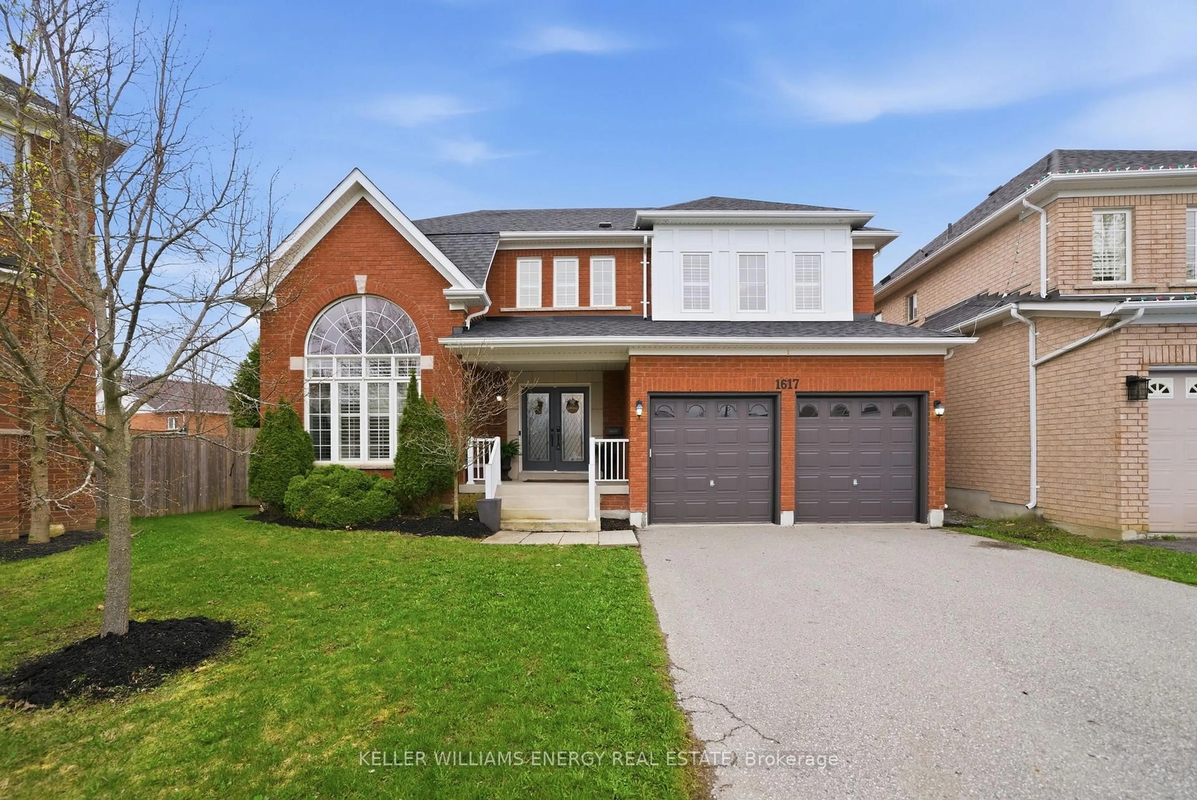 Home with brick exterior material, street for 1617 Kitchen Crt, Oshawa Ontario L1K 0H6